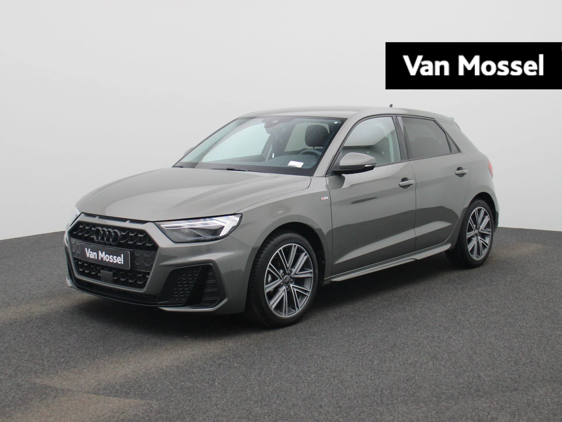 Audi-A1 Sportback-image-0