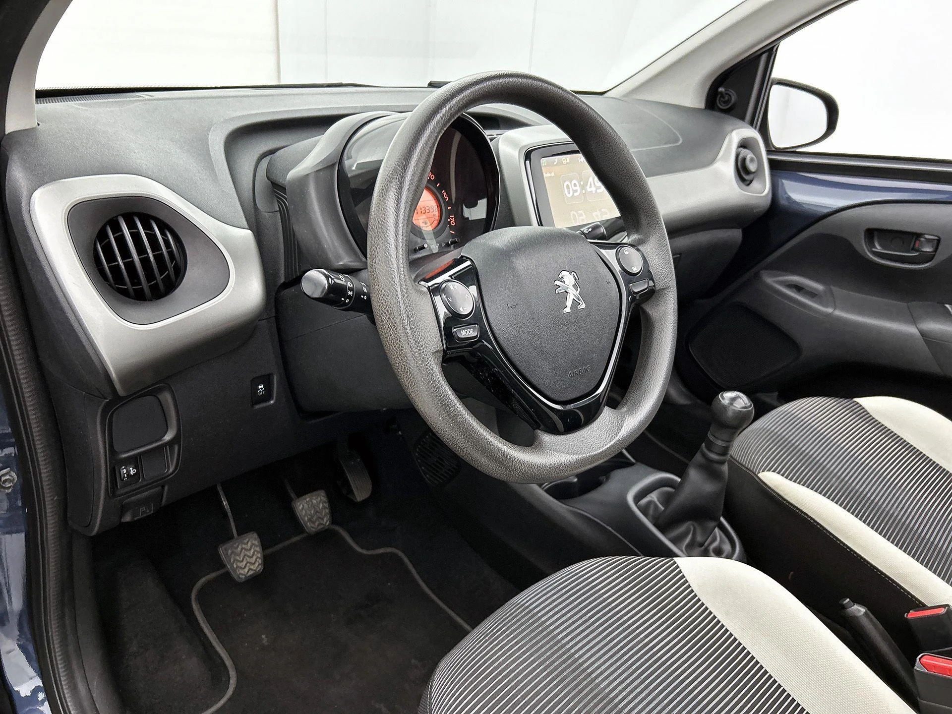 Peugeot-108-image-11