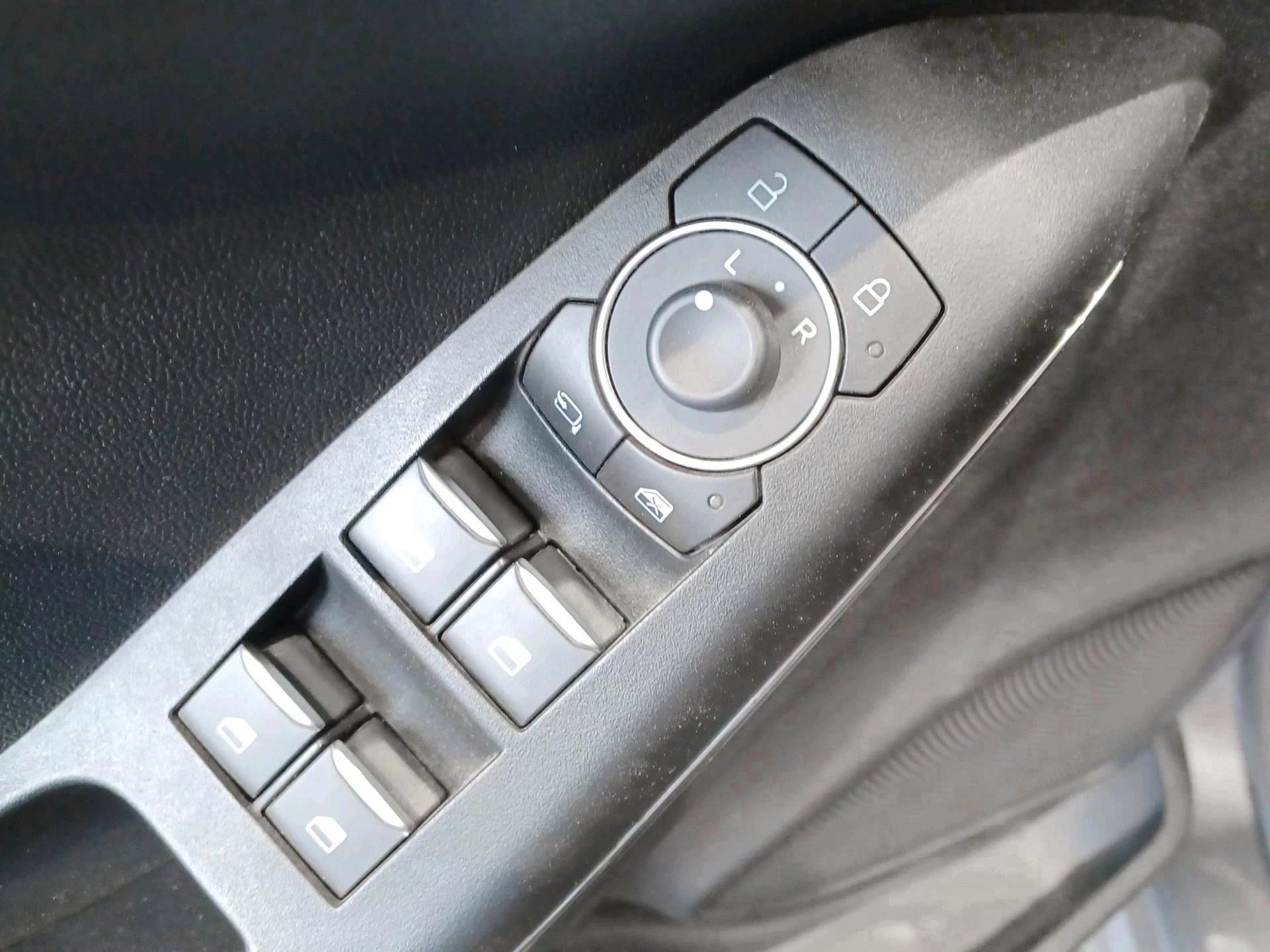 Ford Puma Titanium X - Winterpack