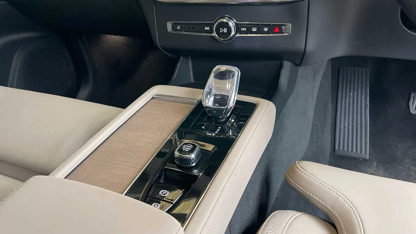 Volvo-XC90-image-7