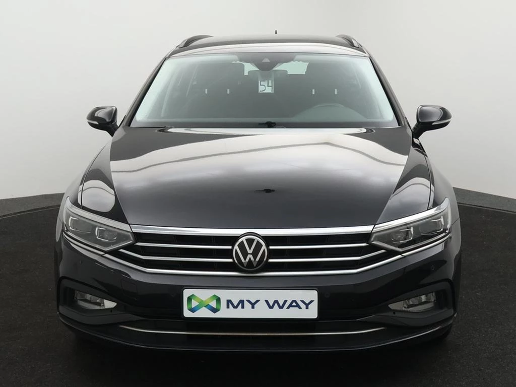 Volkswagen Passat Variant Passat Variant Style 'Business' 2.0 TDI 122PK *AUTOMAAT*NAVI*TREKHAAK*CAMERA*PDC*KEYLESS*CRUISE*...*