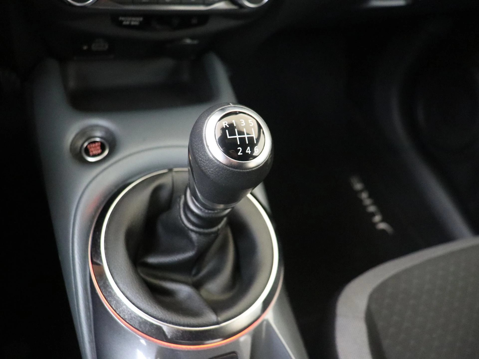 Nissan-Juke-image-18