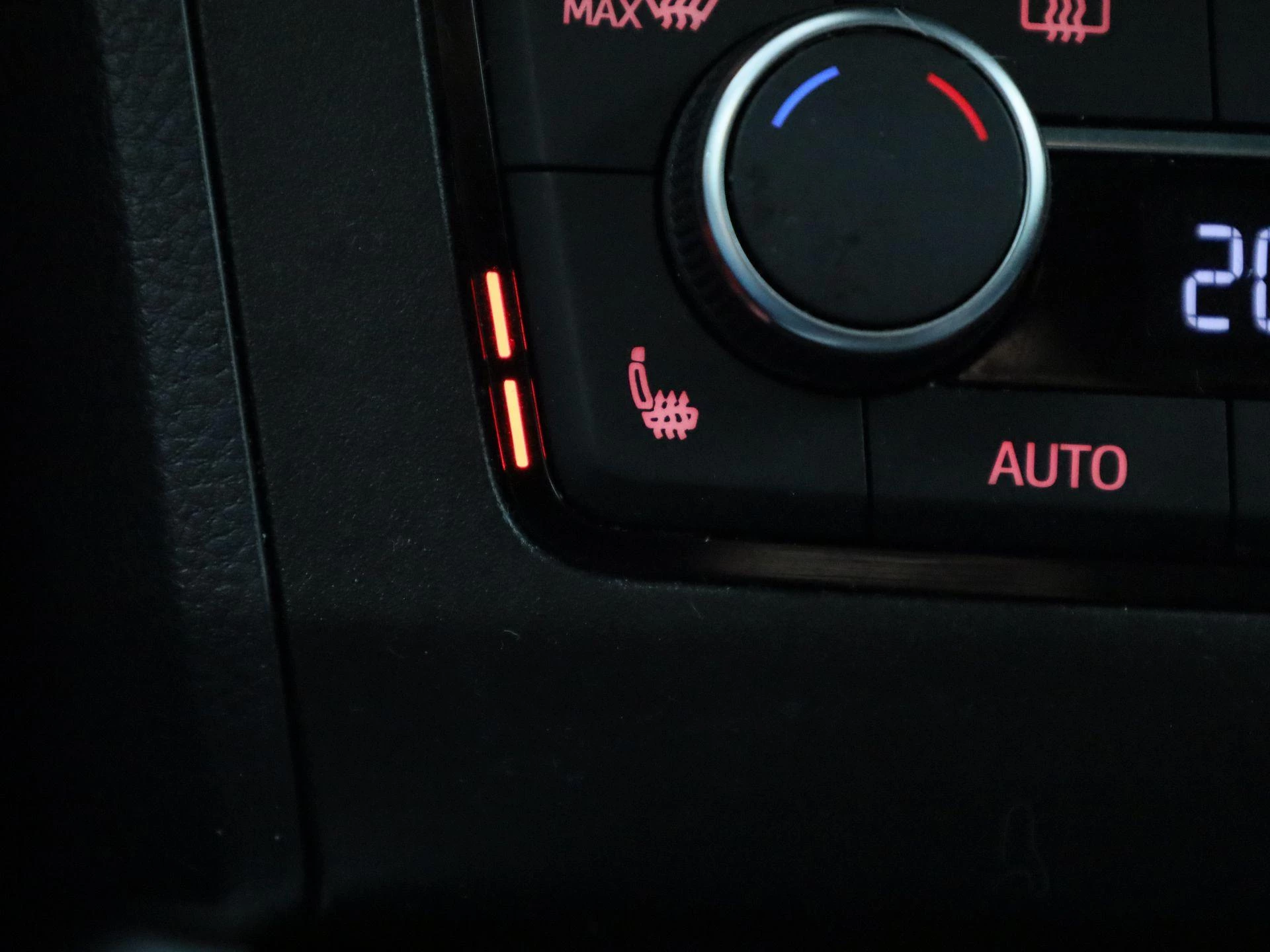 SEAT-Arona-image-21