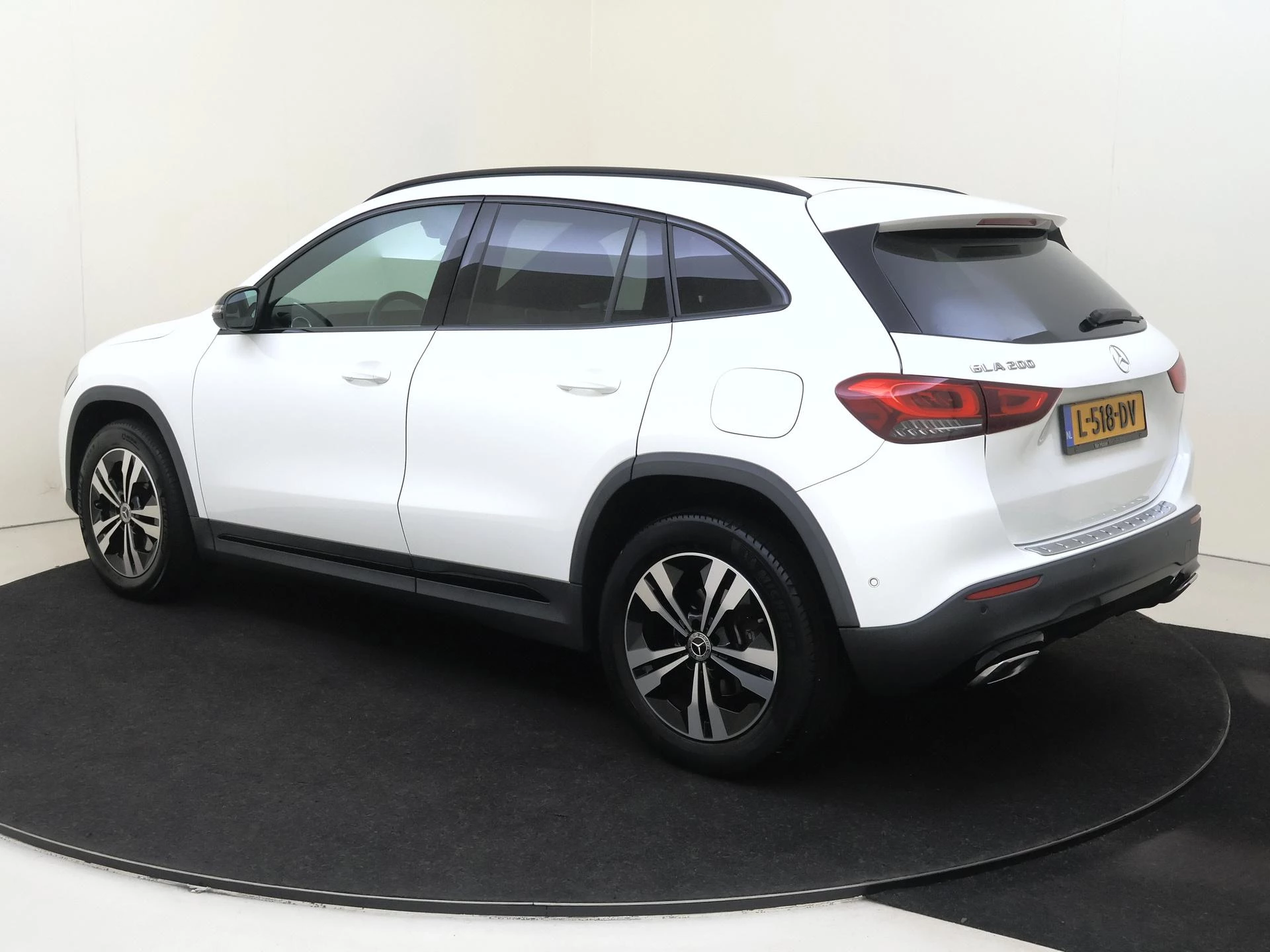 Mercedes-Benz GLA 200 Progressive