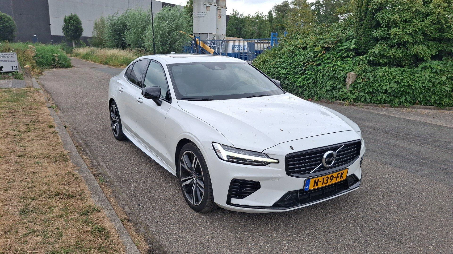 Volvo-S60-image-5