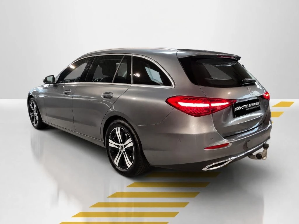 Mercedes-Benz-C-Klasse 200 d-image-12