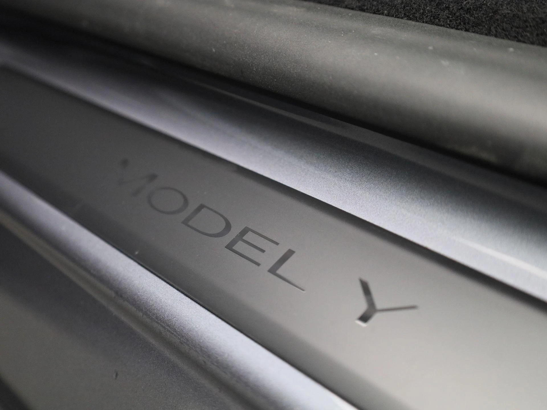 Tesla-Model Y-image-40