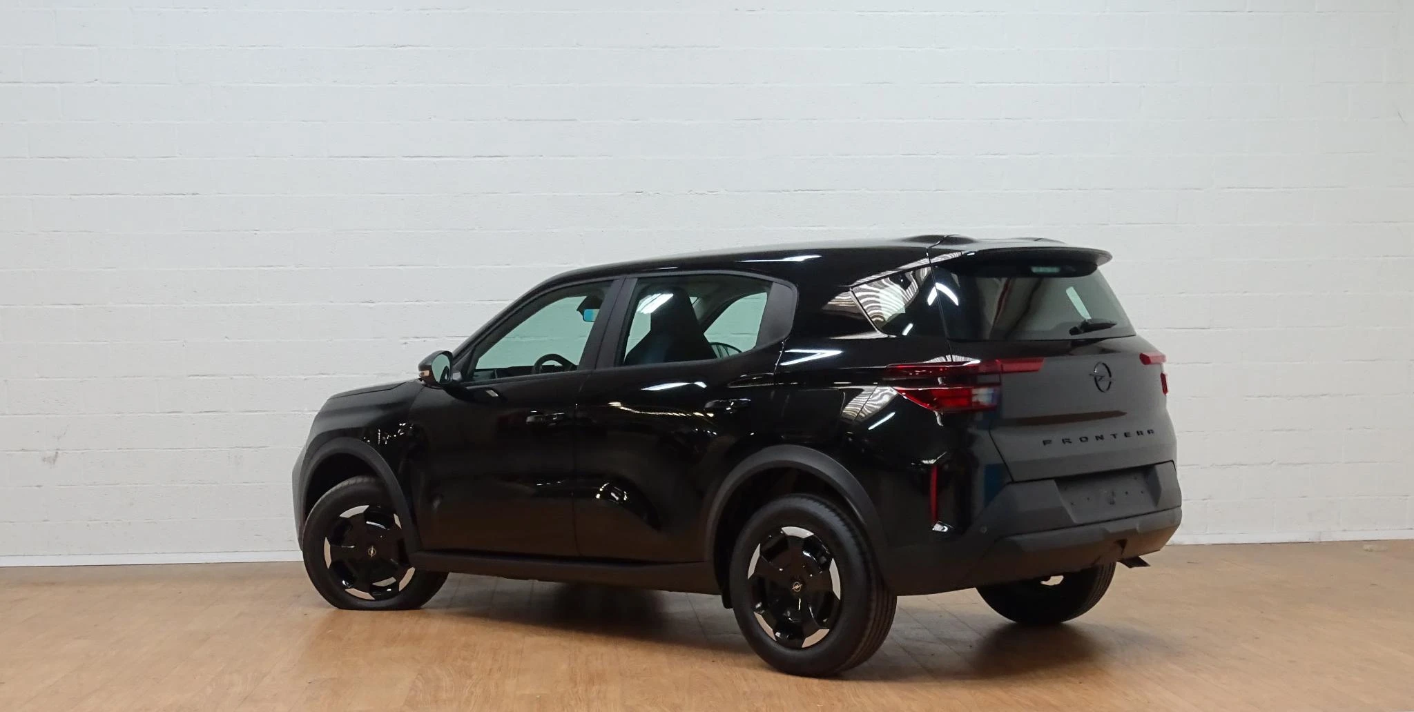 Opel-Frontera-image-3