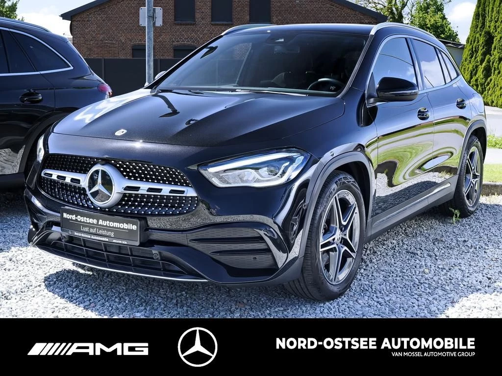 Mercedes-Benz GLA 200 d AMG KAMERA TEMPO BURMESTER AHK MBUX AMG Line