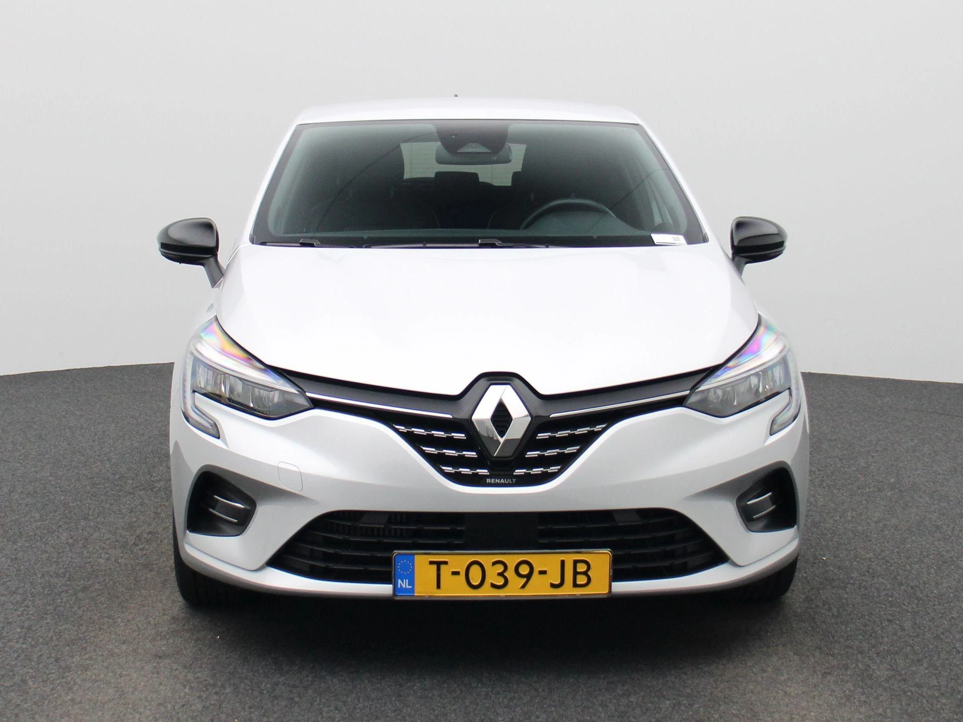Renault-Clio-image-2