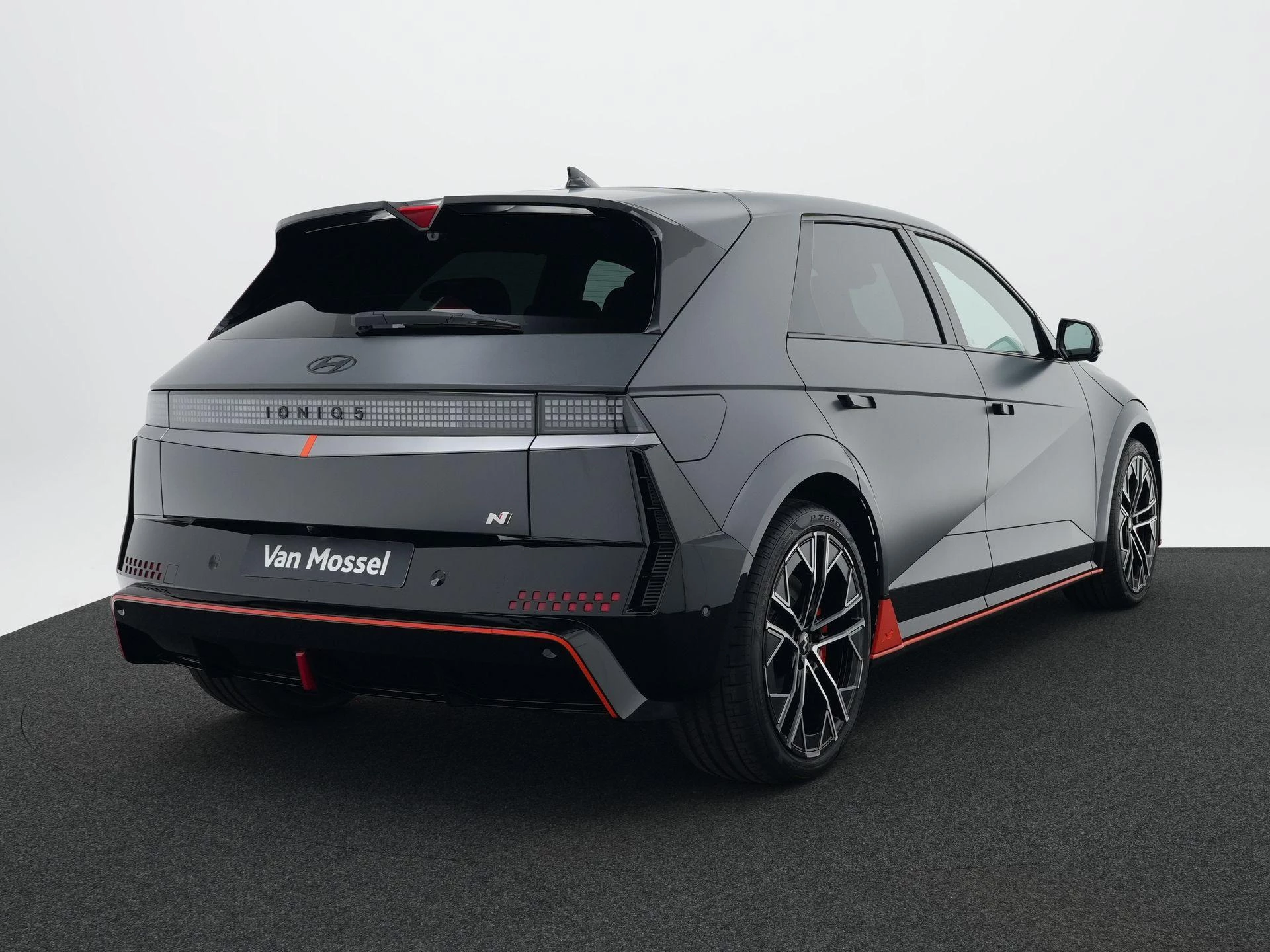 Hyundai-IONIQ 5-image-11
