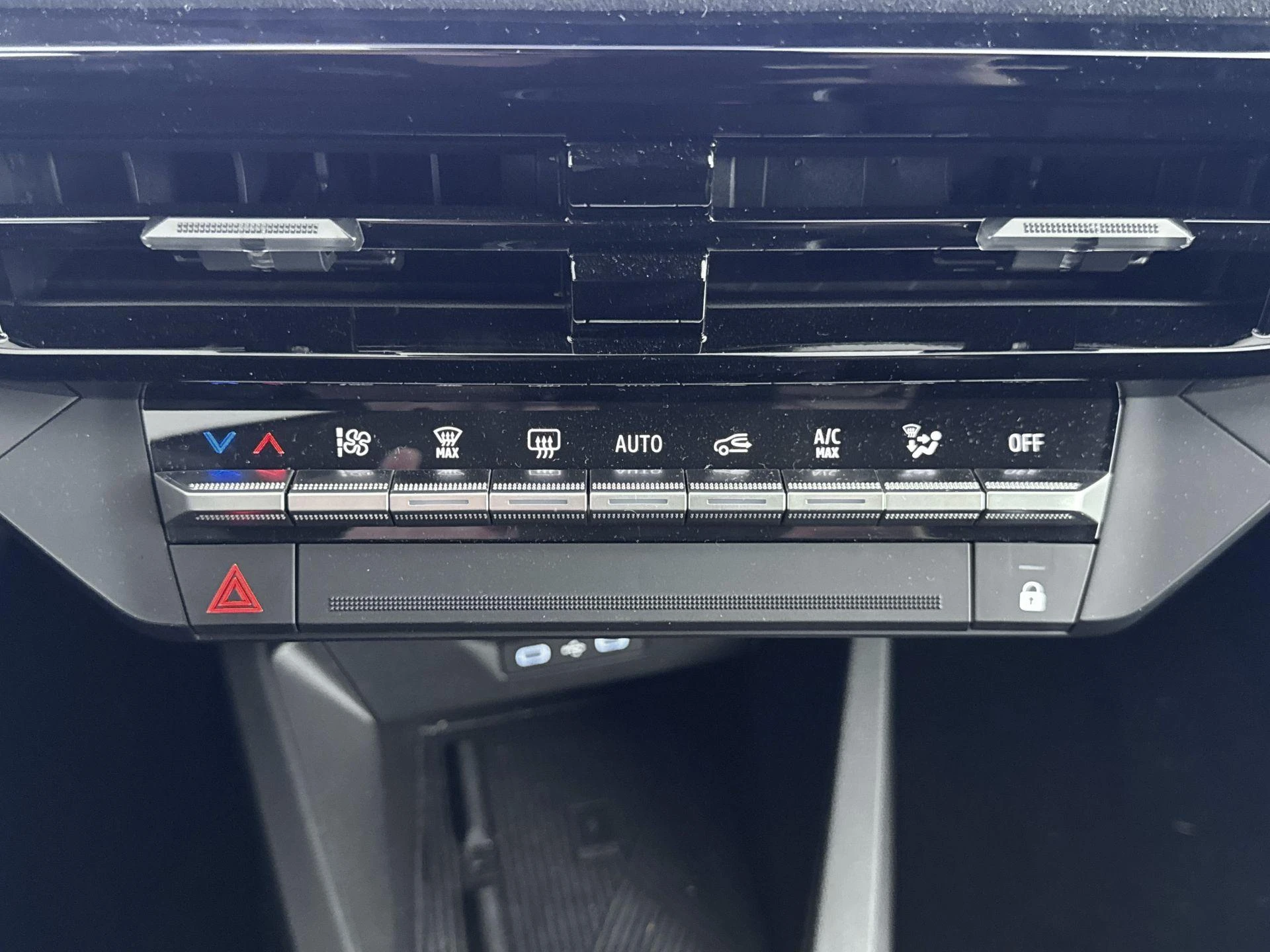Renault-Clio-image-14