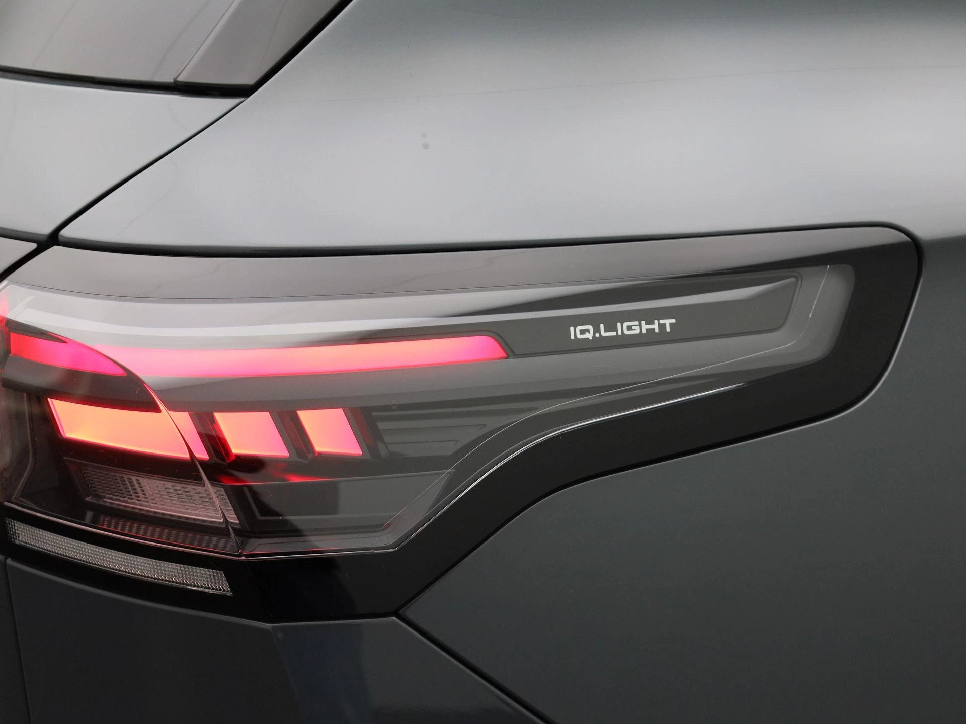 Volkswagen-Tiguan-image-35