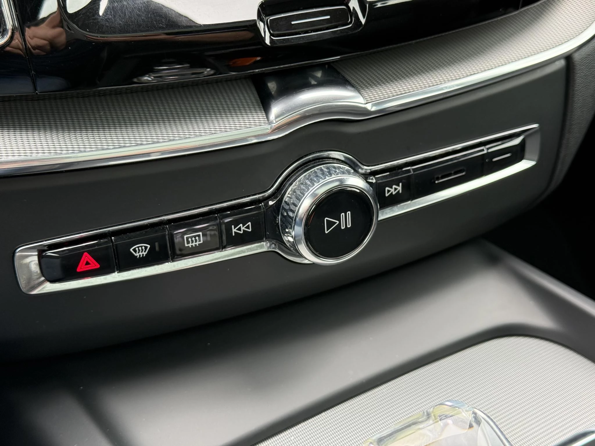 Volvo XC60 T8 Plug-in hybrid AWD Plus Dark