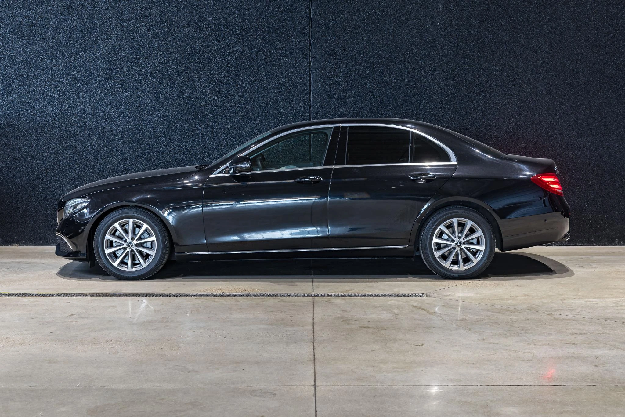 Mercedes-Benz-Classe E-image-3
