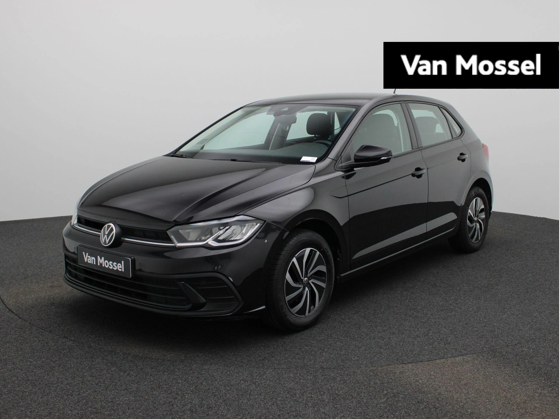 Volkswagen-Polo-image-0