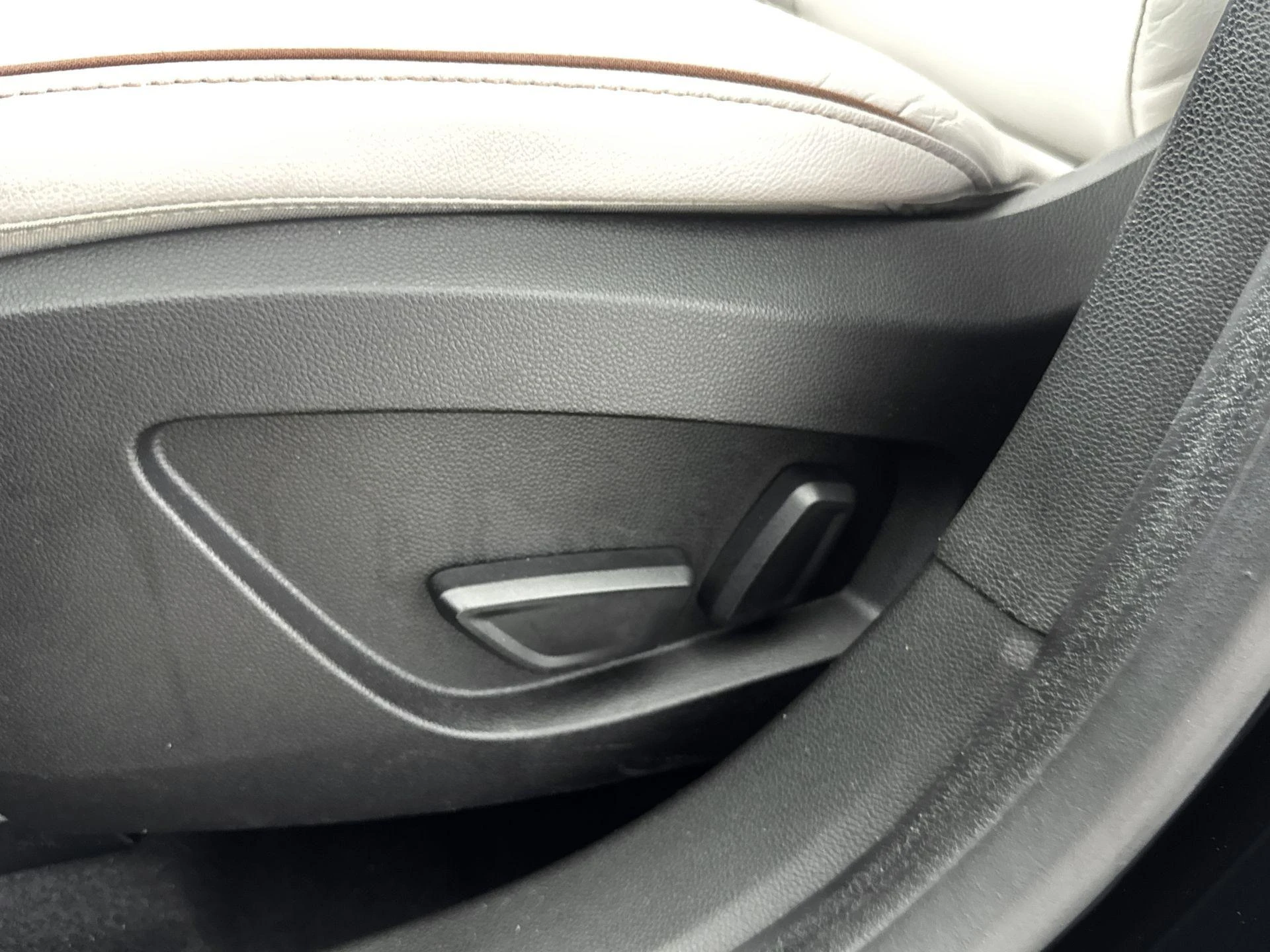 Renault-Captur-image-15