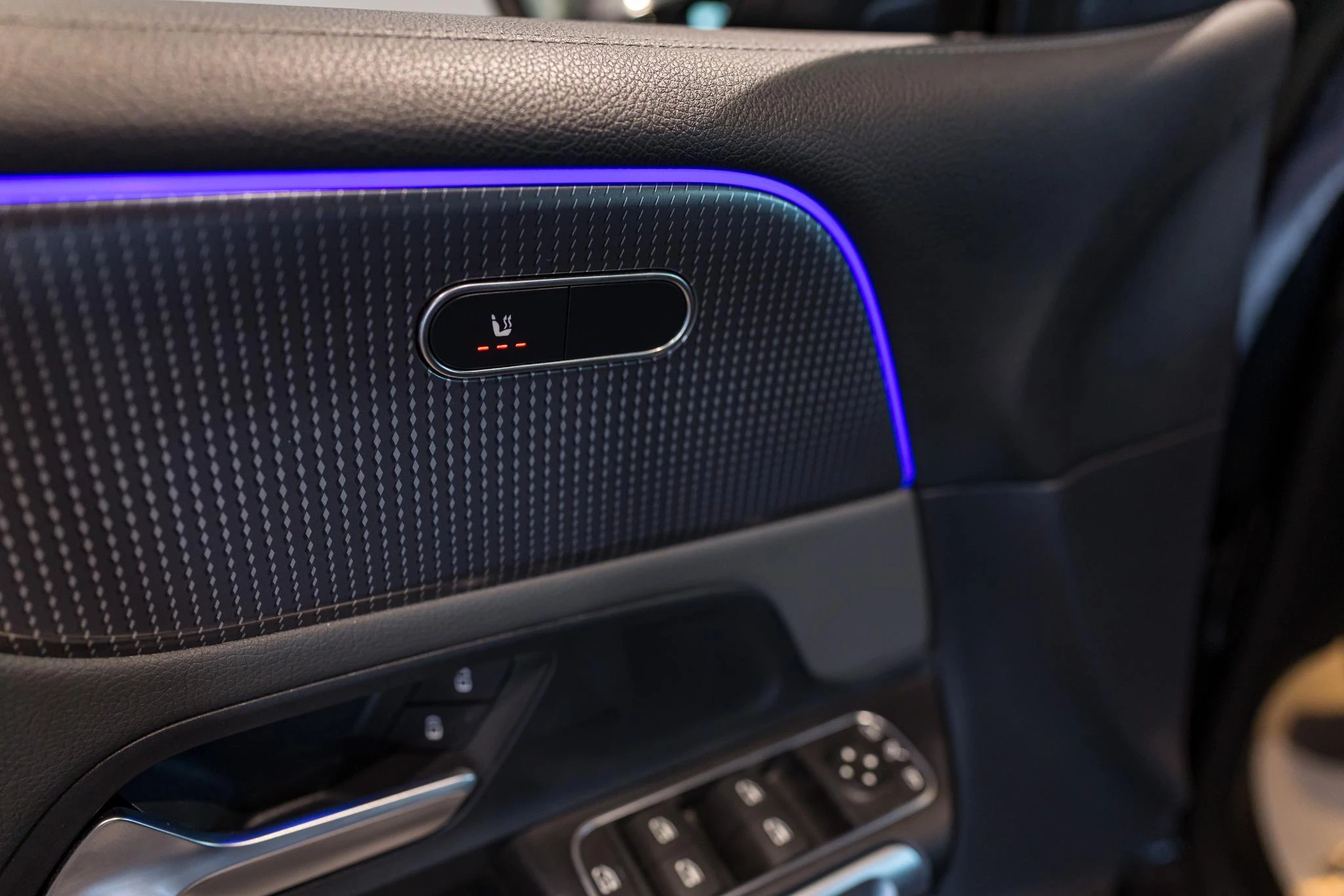 Mercedes-Benz EQB 300 4Matic | Zetelverw. | Sfeerver. | Carplay