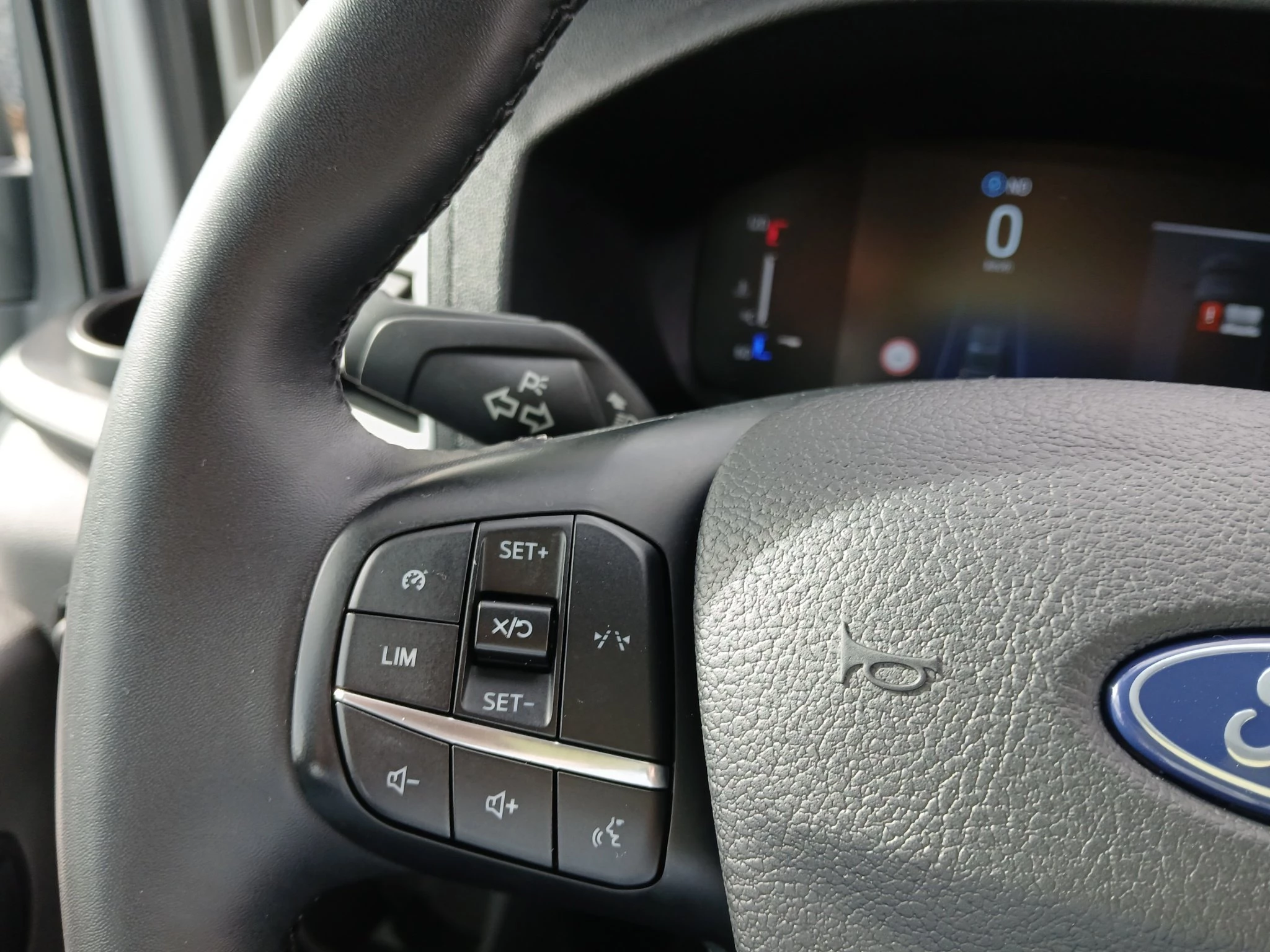 Ford-Transit-image-22