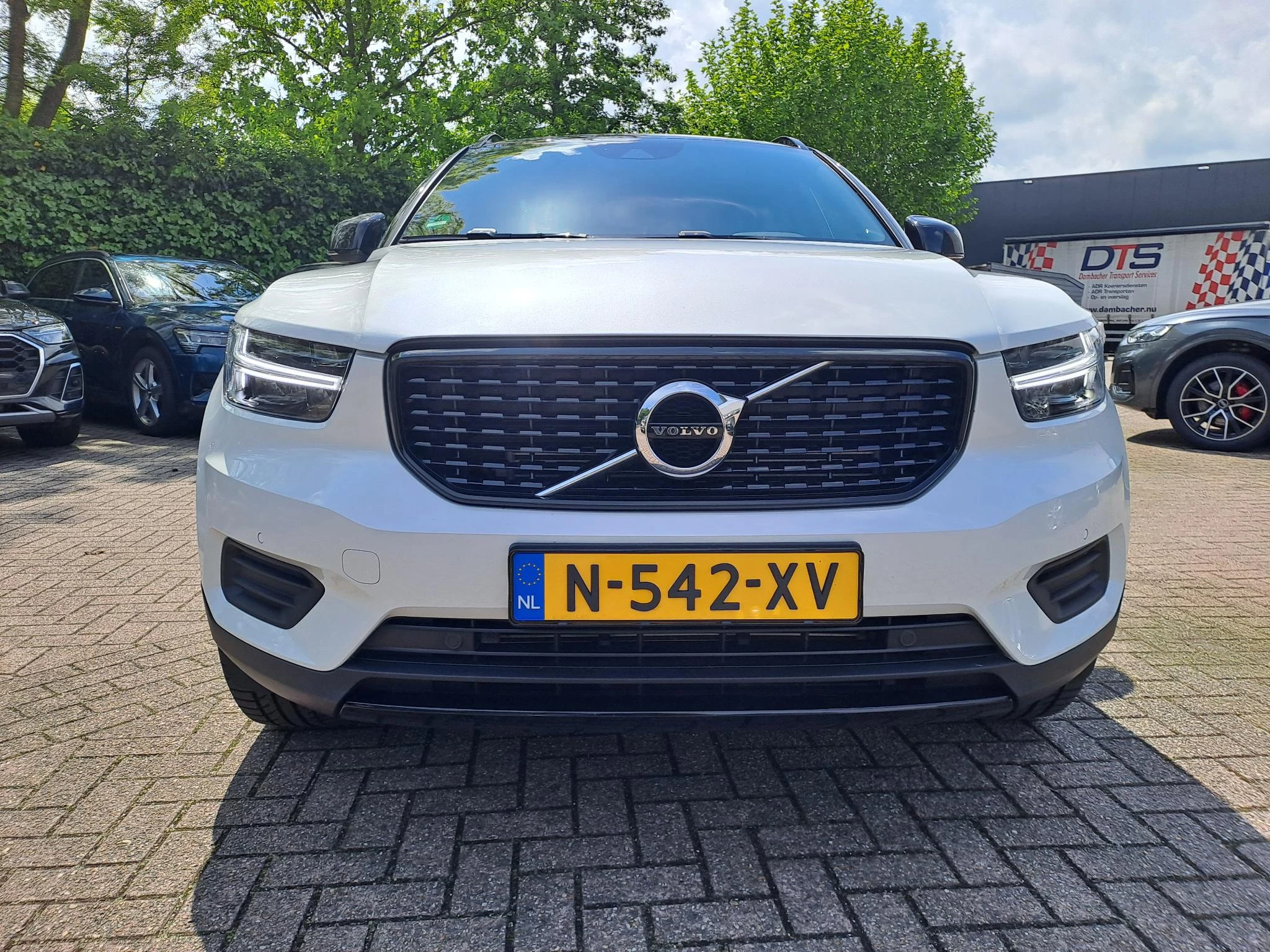 Volvo XC40 1.5 T5 Recharge R-Design