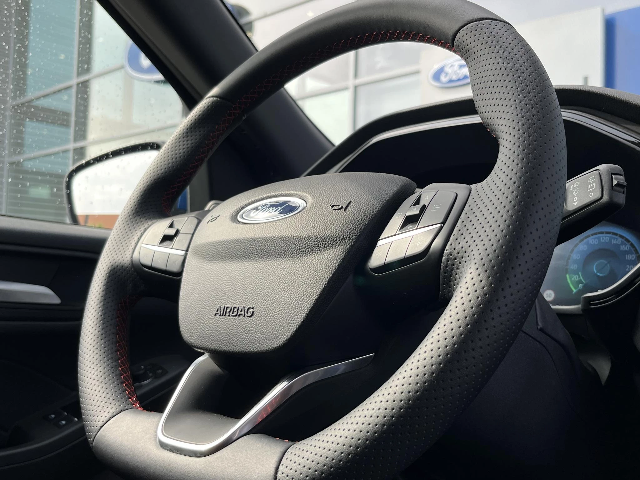 Ford-Kuga-image-23