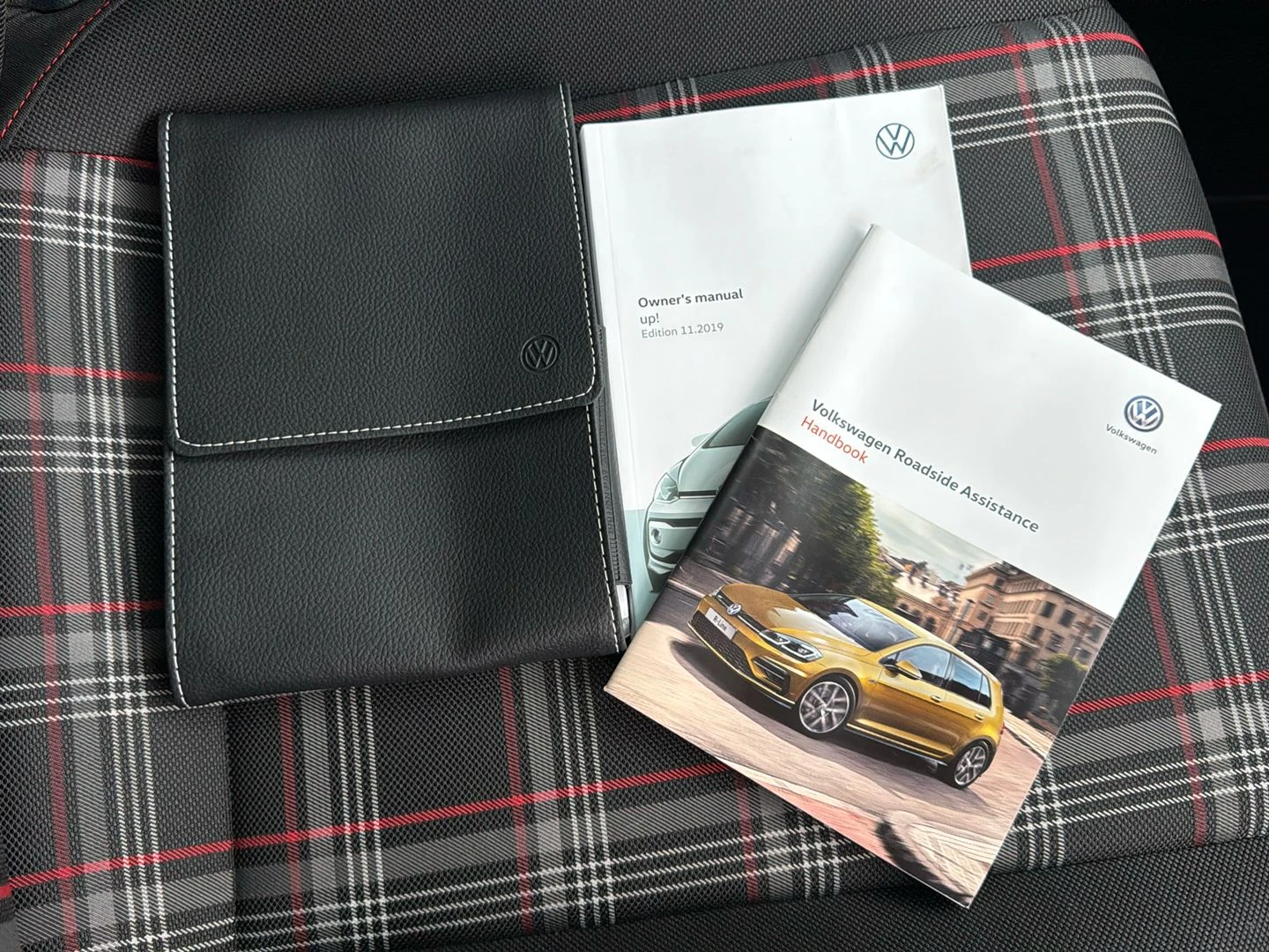 Volkswagen-up!-image-15