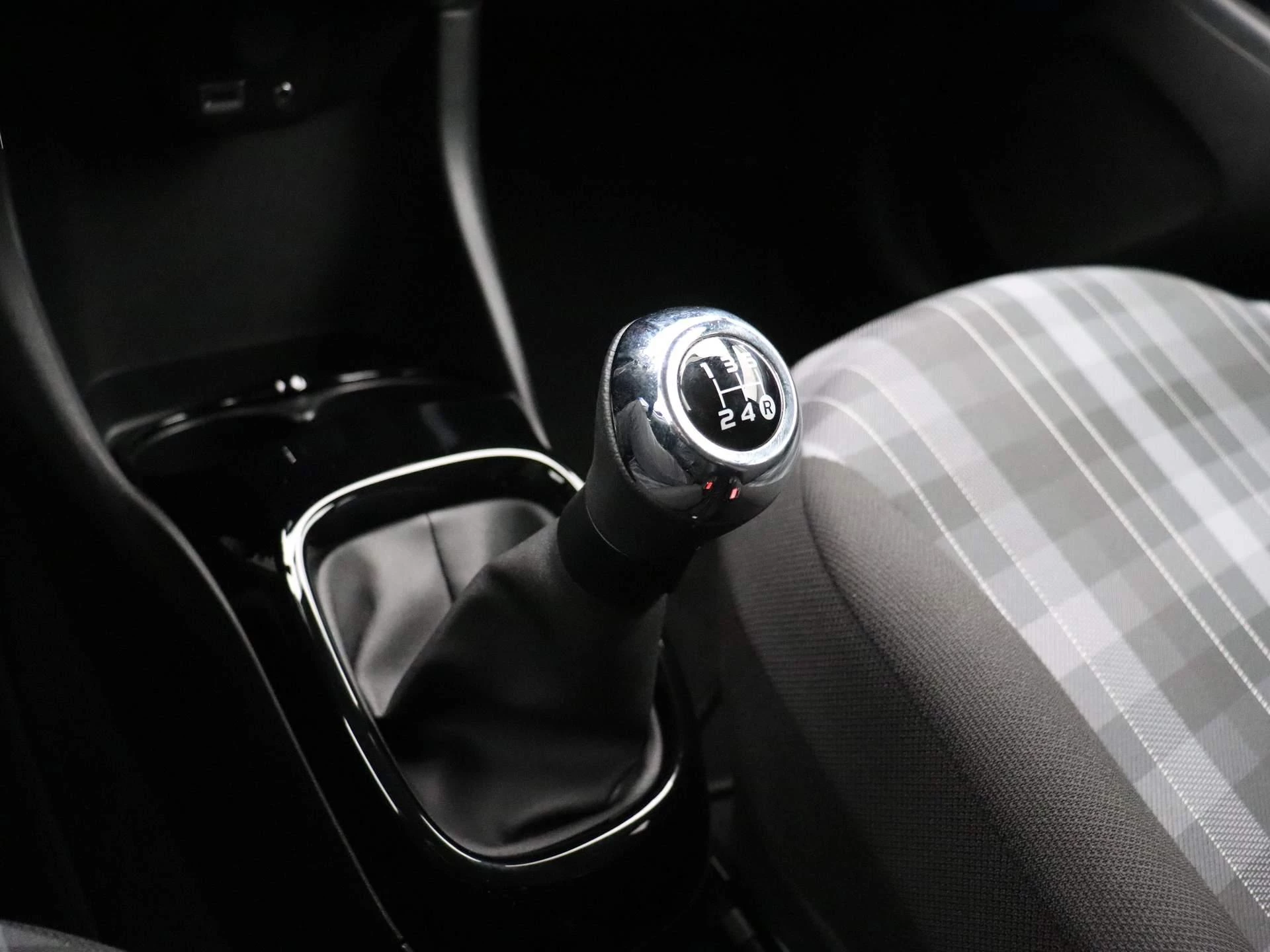 Peugeot-108-image-16