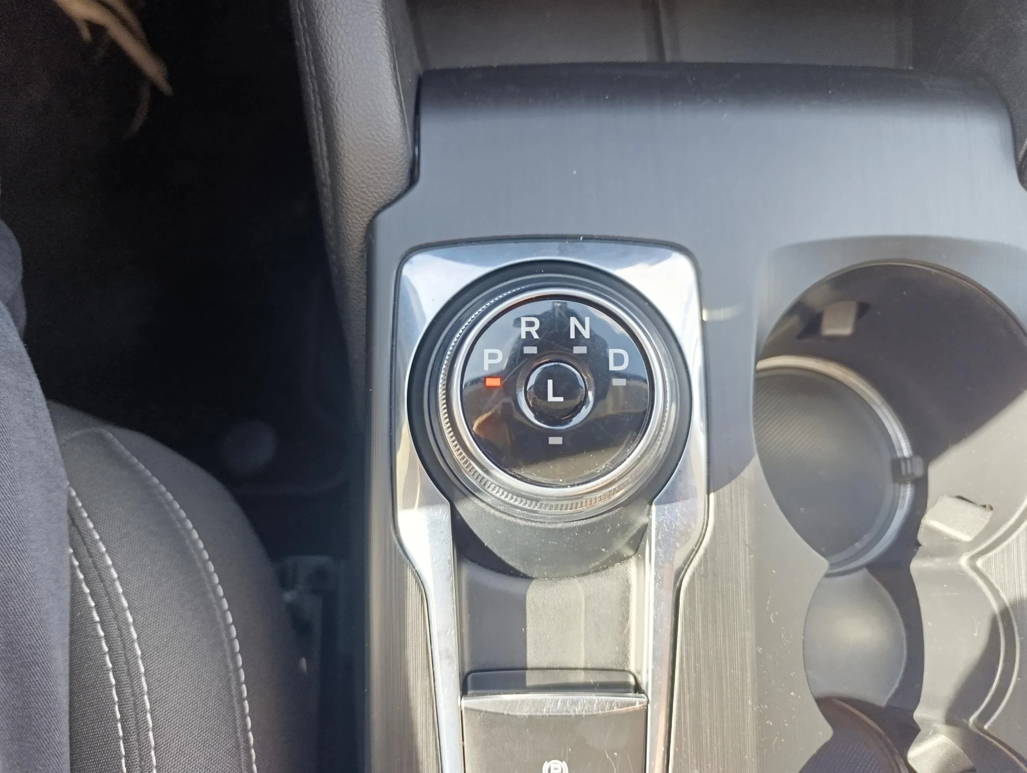 Ford-Kuga-image-25