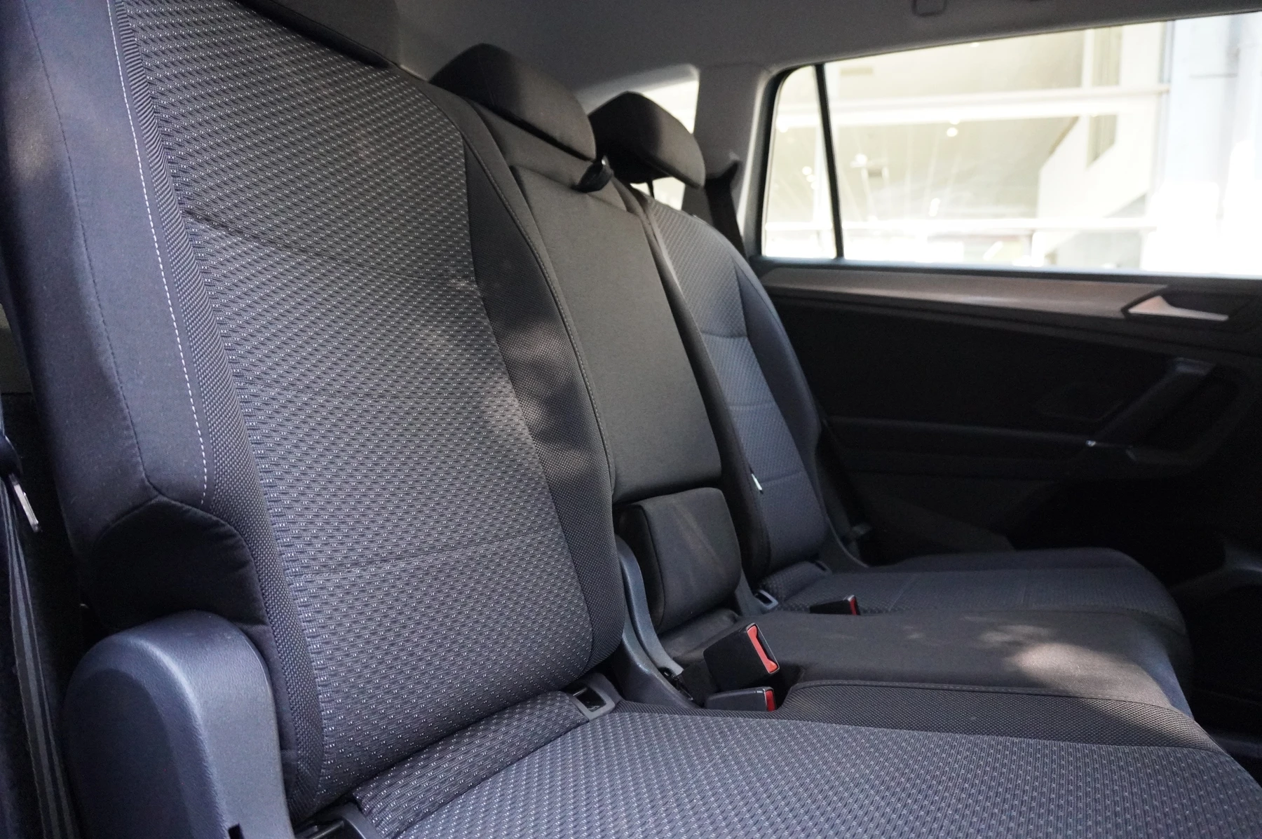 Volkswagen-Tiguan Allspace-image-46