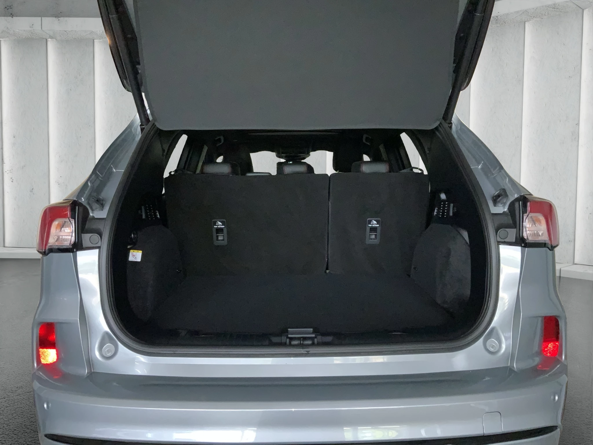 Ford Kuga ST-Line X*PANO*AHK*KAM*ACC*NAVI*SOUND-SYS. LED Pano SHZ 4xSHZ