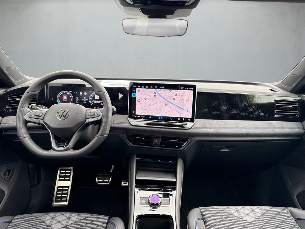 Volkswagen-Tiguan-image-7