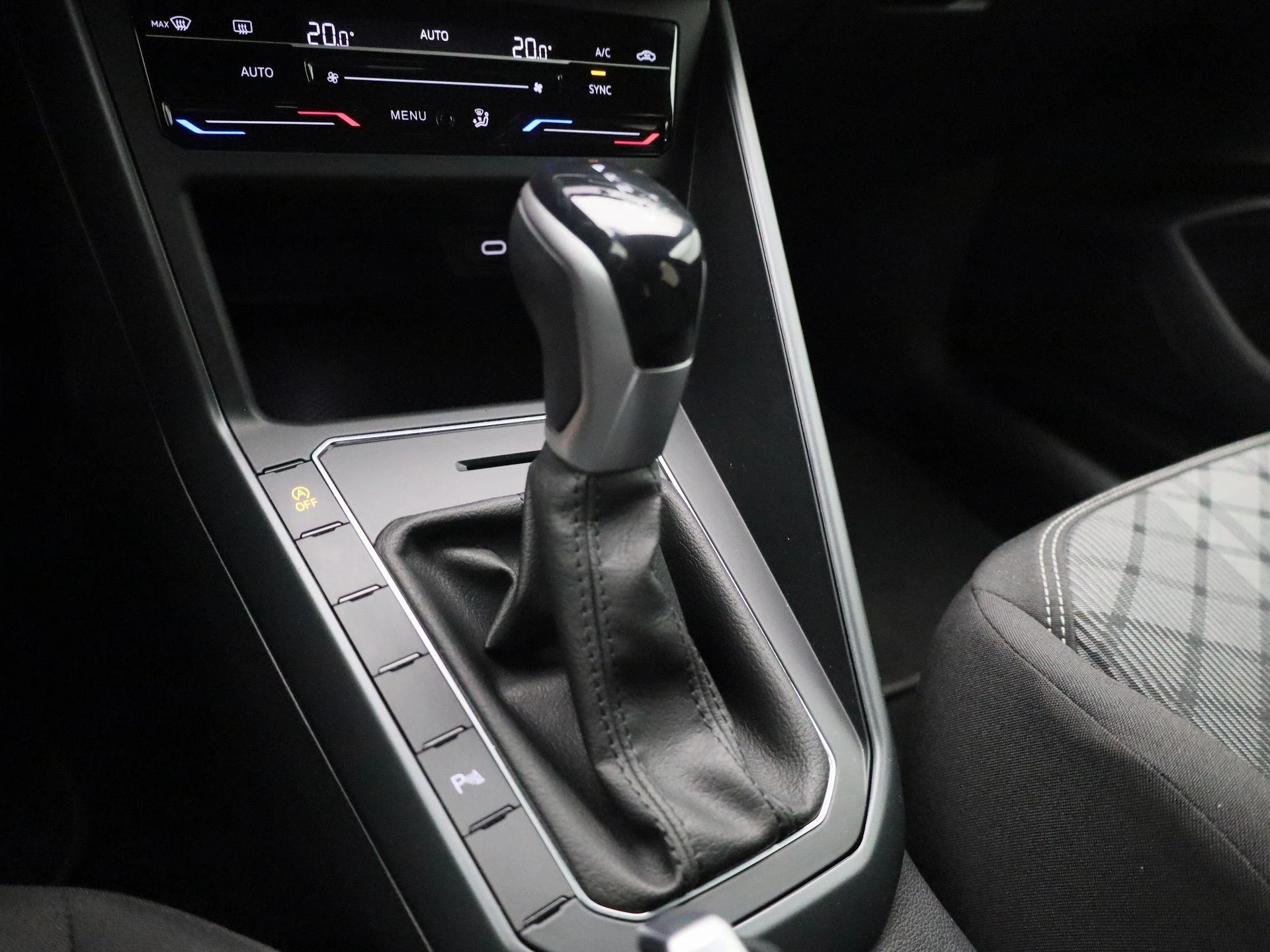 Volkswagen-Taigo-image-20