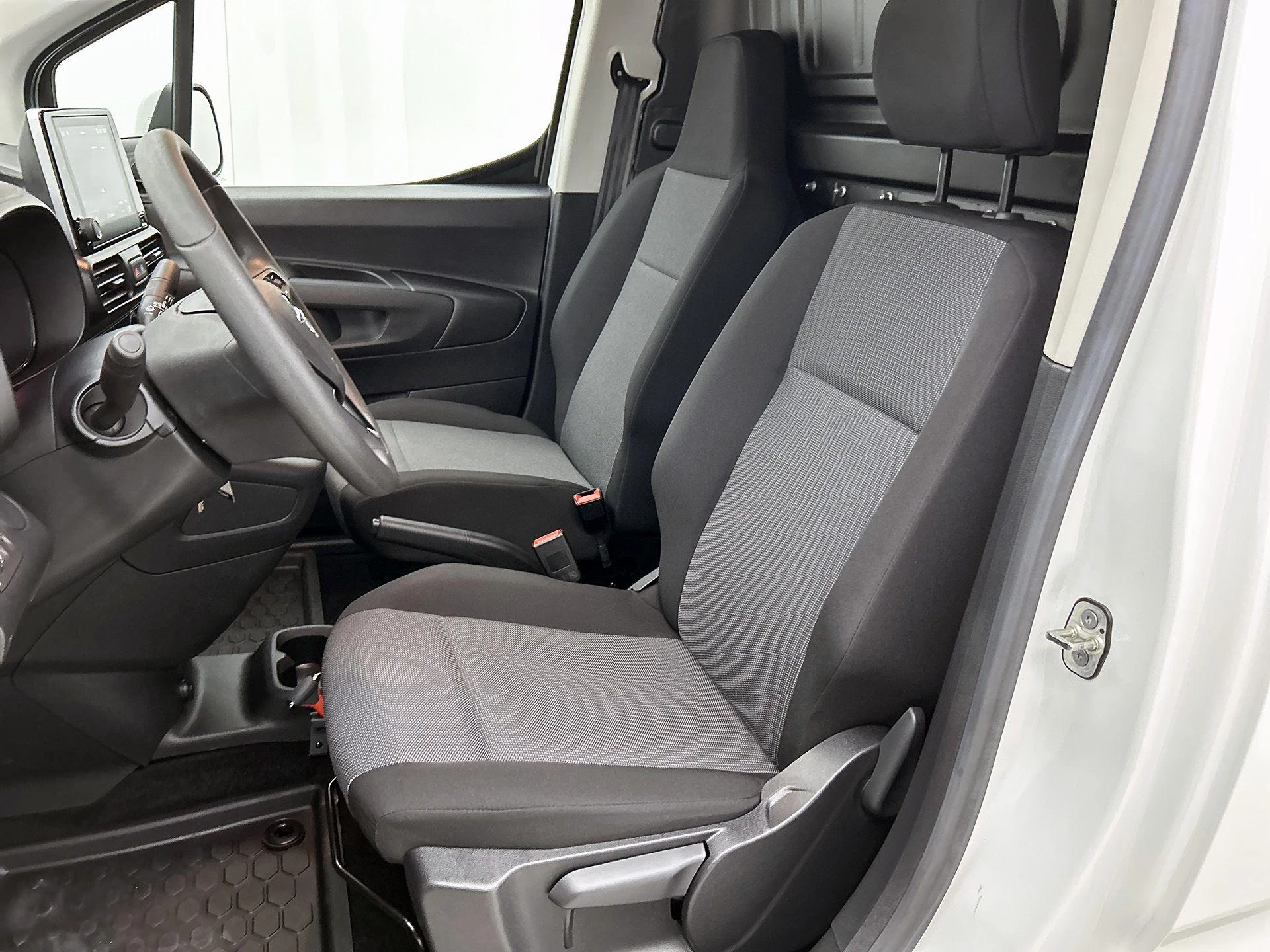 Opel-Combo-image-34