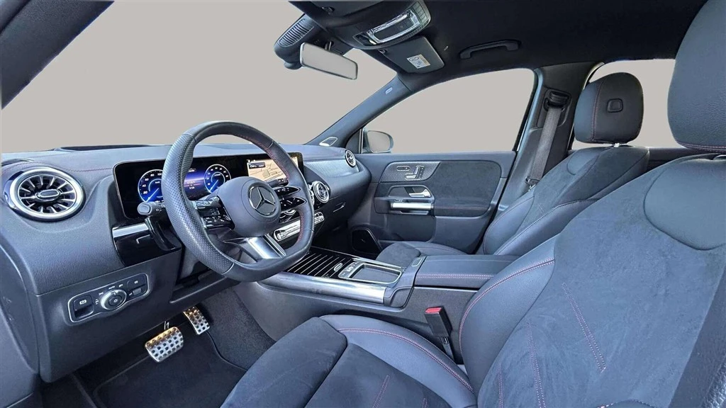 Mercedes-Benz-EQA-image-9