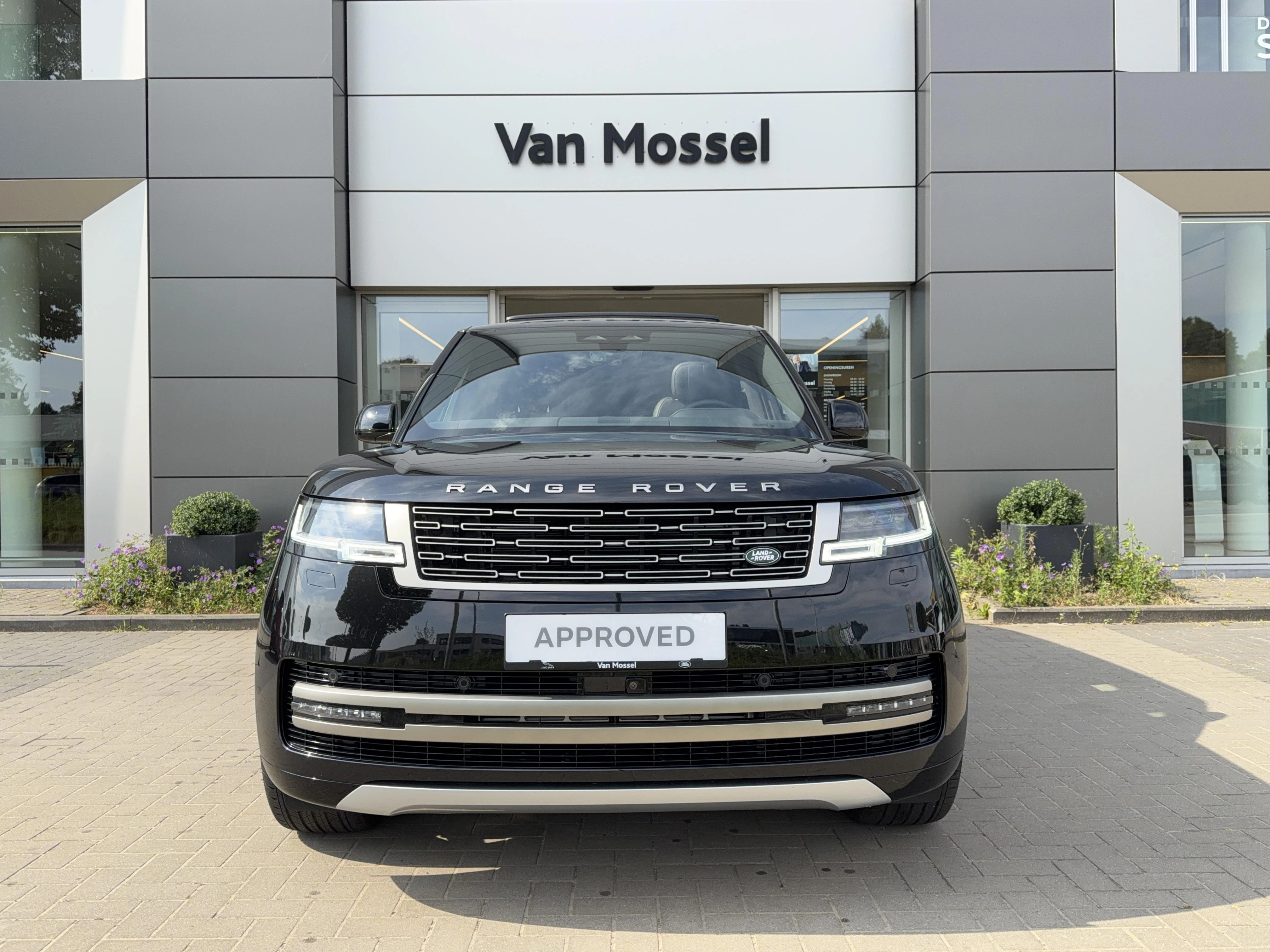 Land Rover Range Rover SWB P460e SE AWD Auto. 26MY