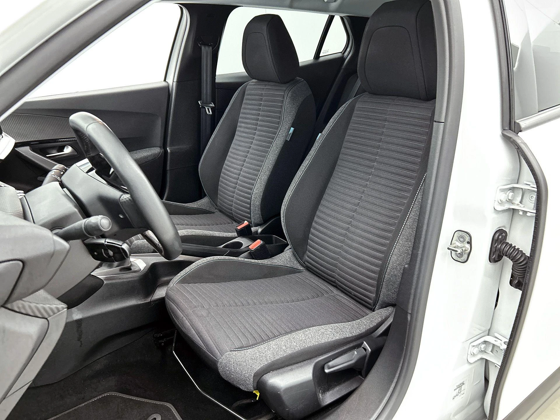 Peugeot-2008-image-36