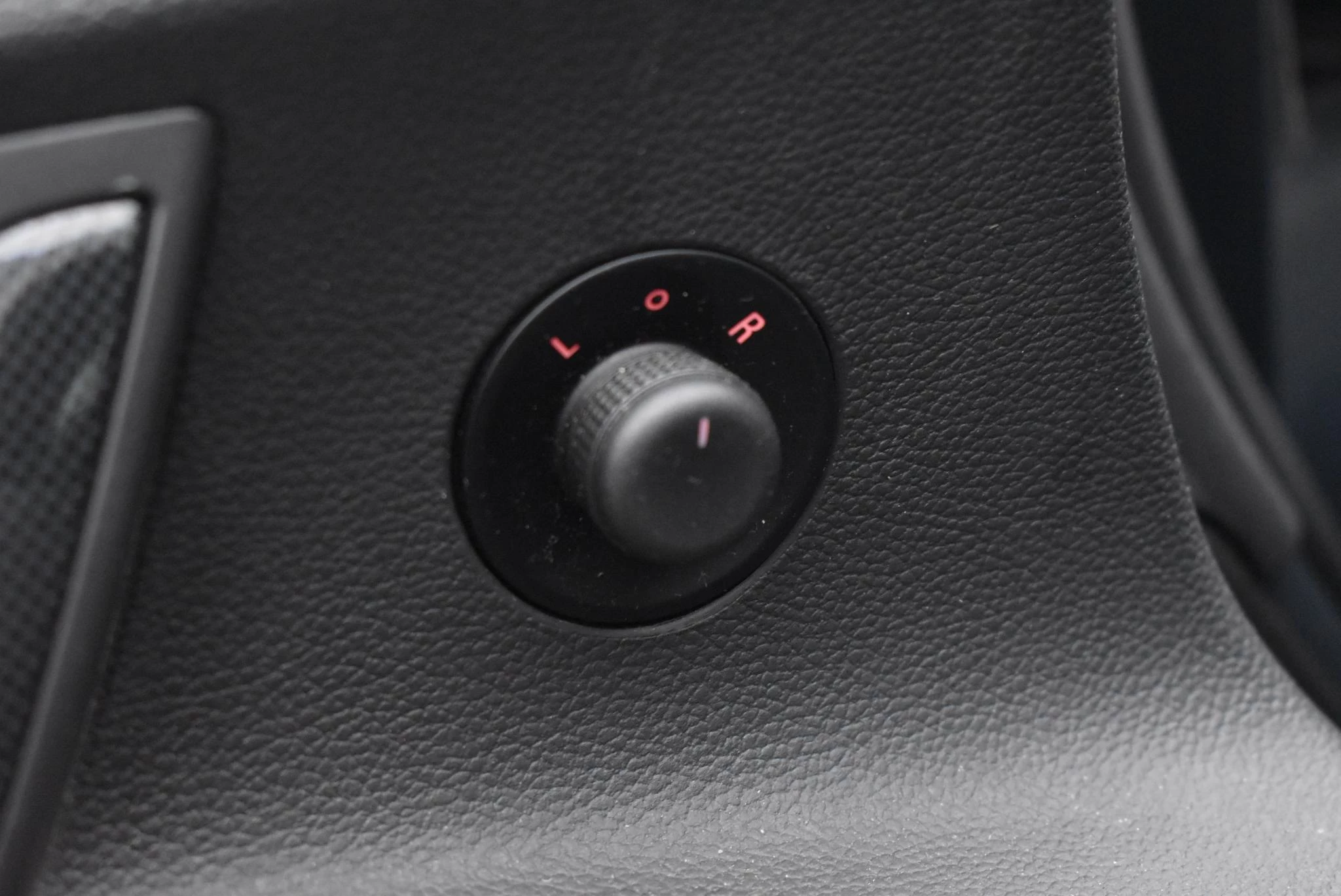 Opel-Cascada-image-13