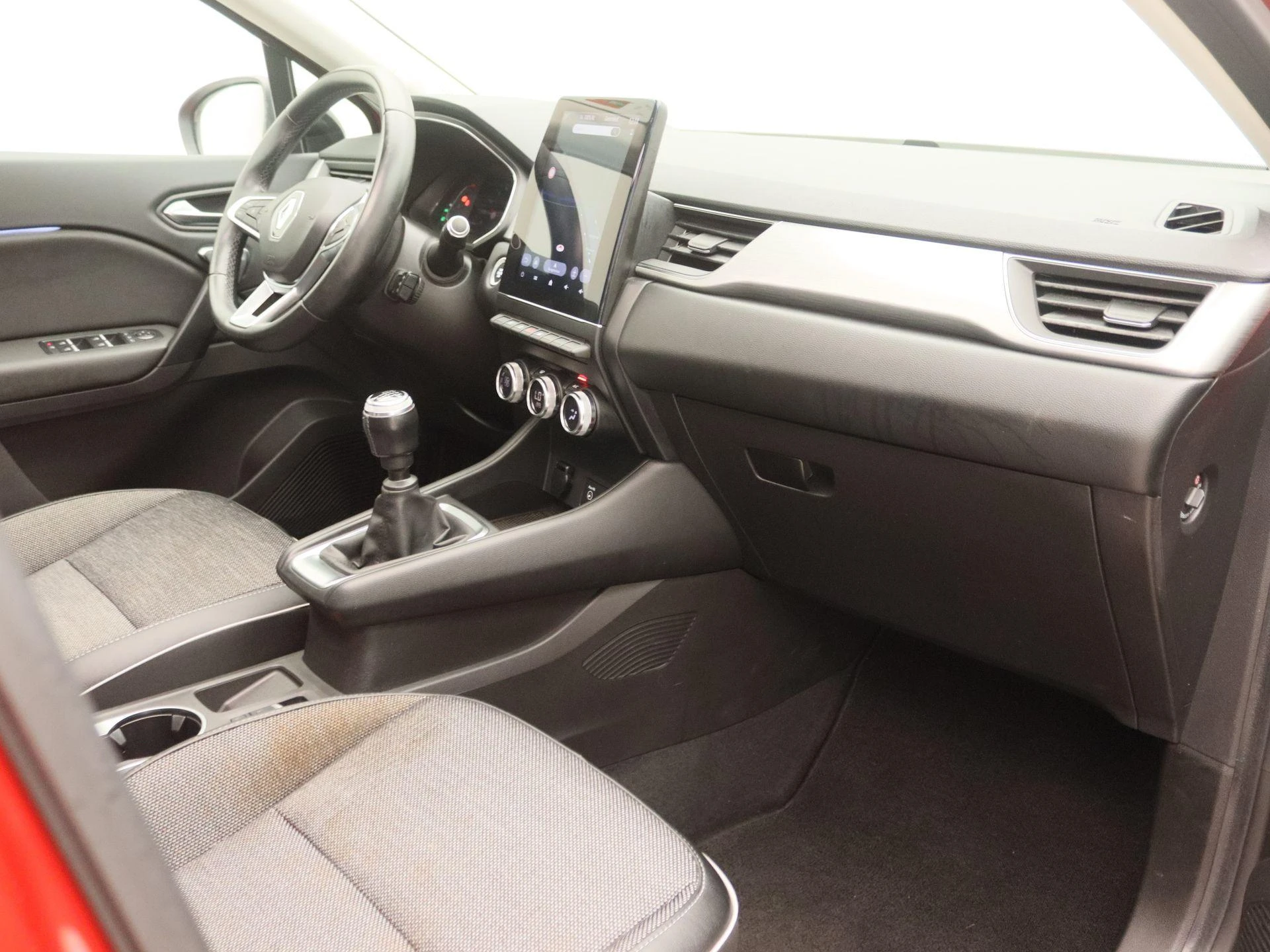Renault-Captur-image-23