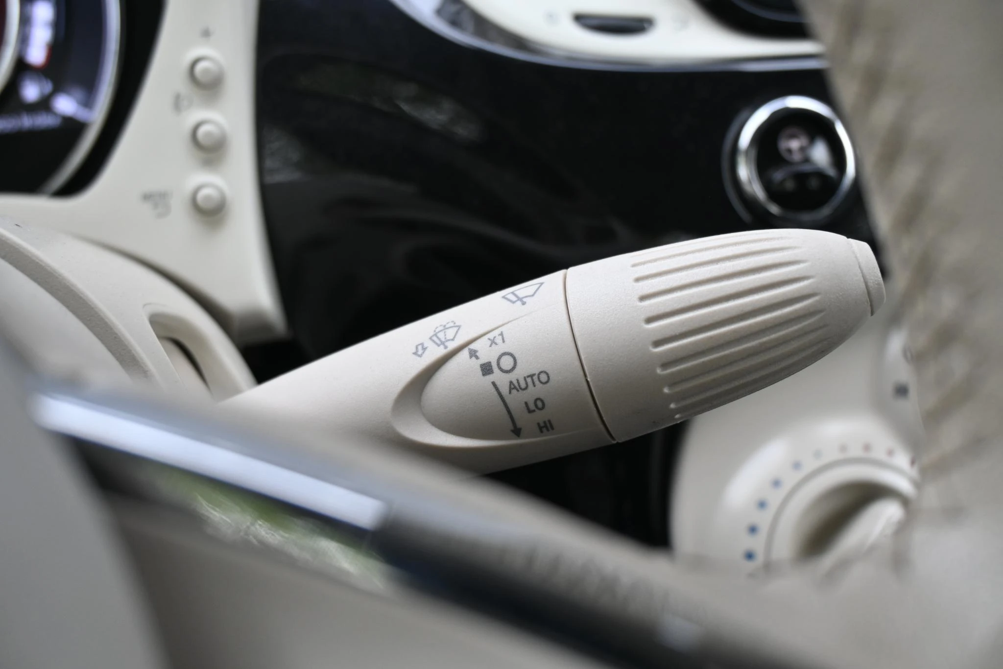 Fiat-500C-image-12