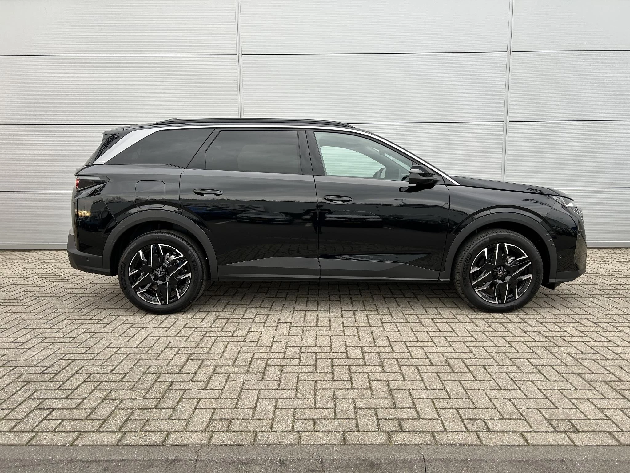 Peugeot 5008 1.2 Hybrid 136 Allure