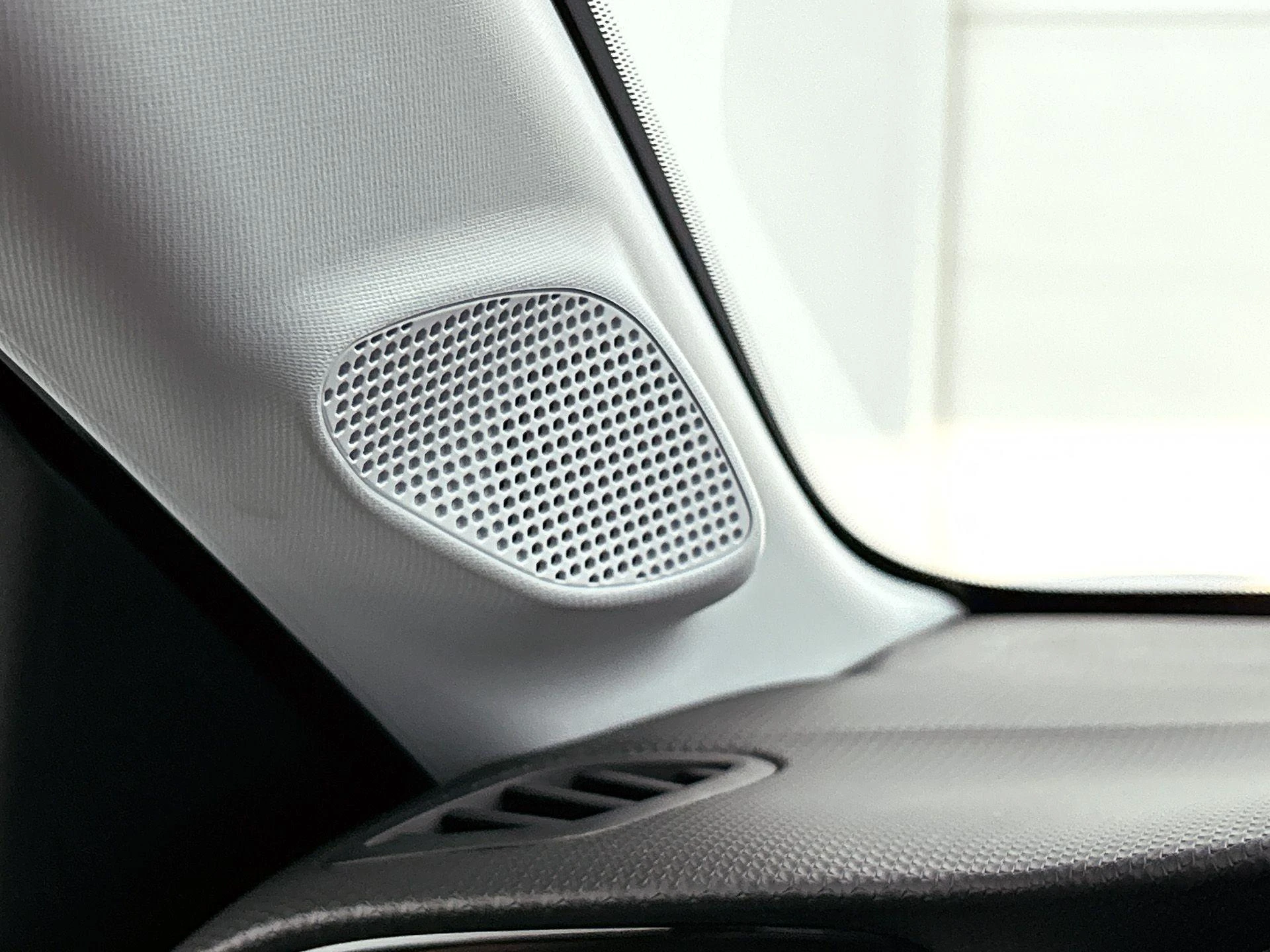 Opel-Corsa-image-8