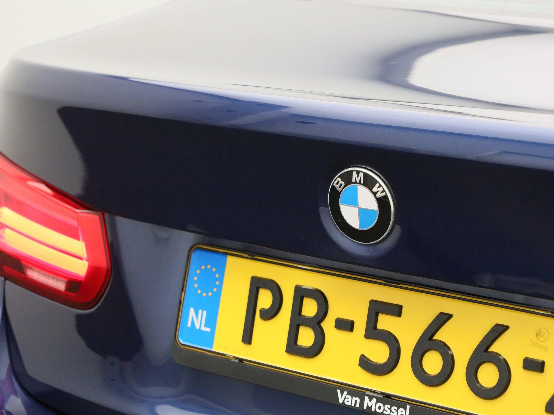 BMW-3 Serie-image-38