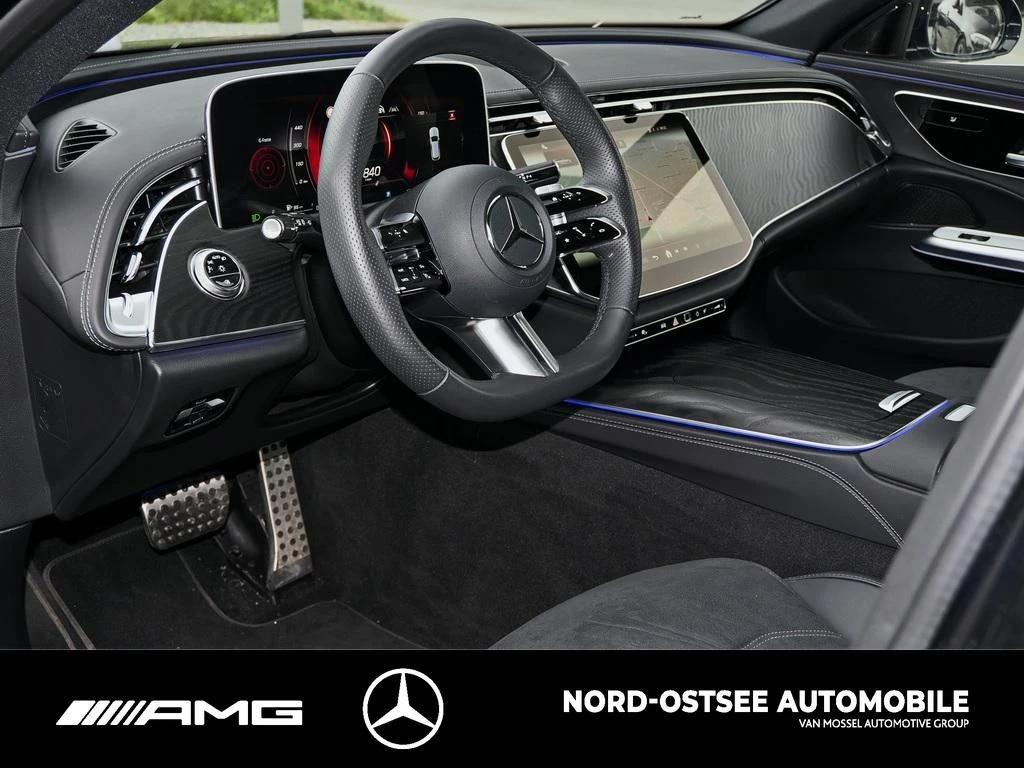Mercedes-Benz E-Klasse 220 d T AMG AHK KEYLESS-GO SHZ MBUX AMG LineW214 E 220 d T AMG AHK KEYLESS-GO SHZ MBUX AMG Line