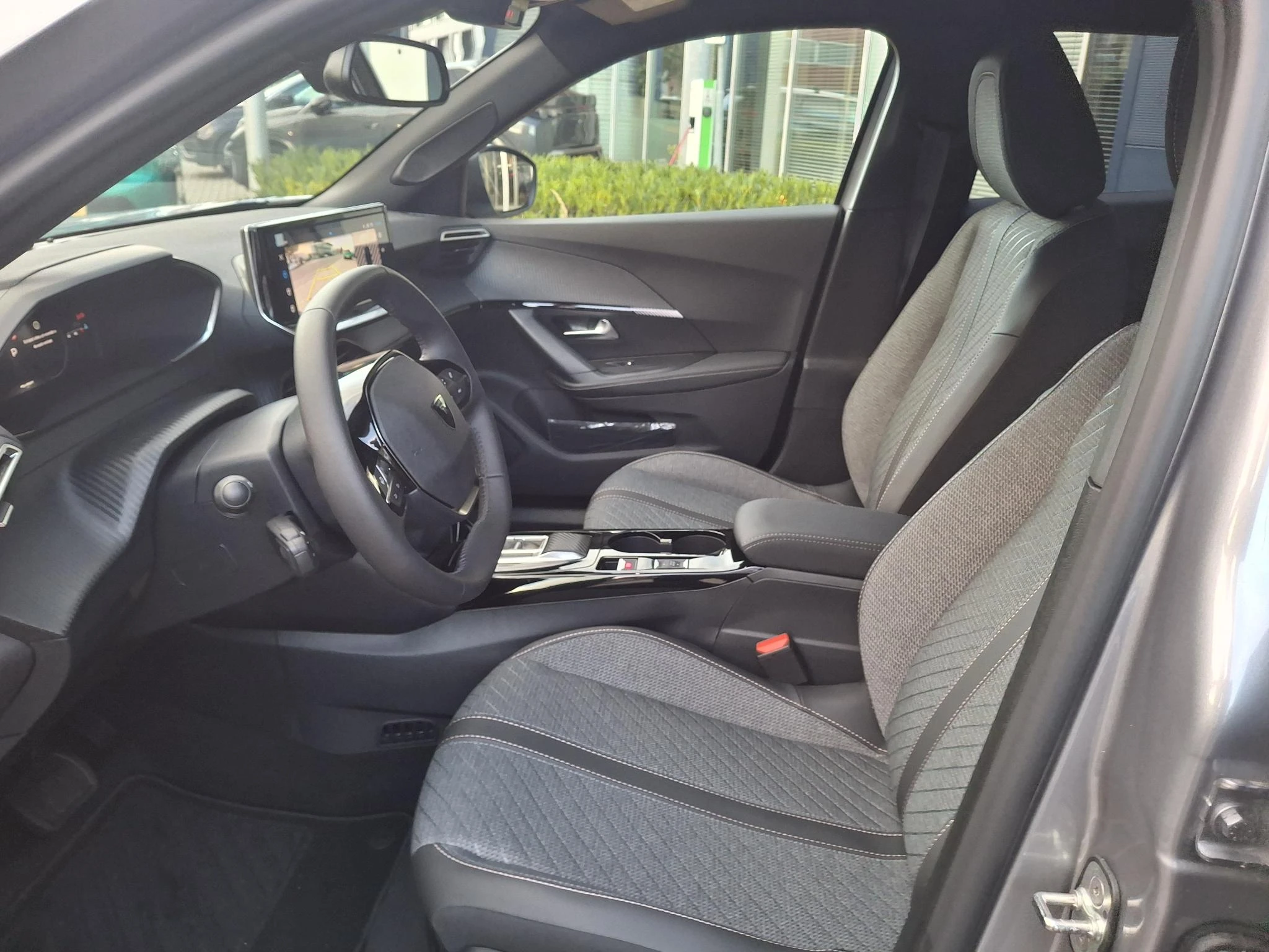 Peugeot-2008-image-17