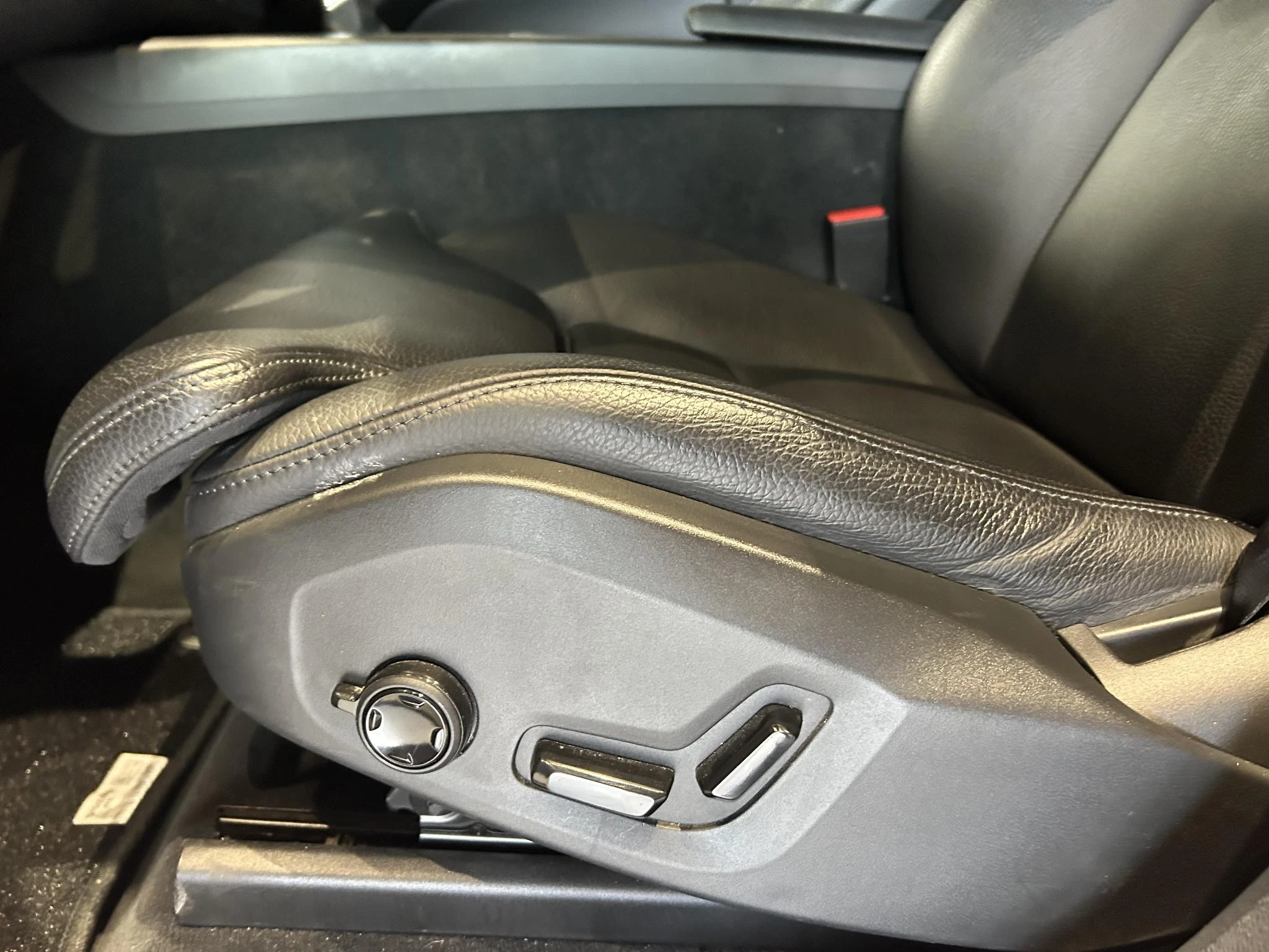 Volvo-XC60-image-13