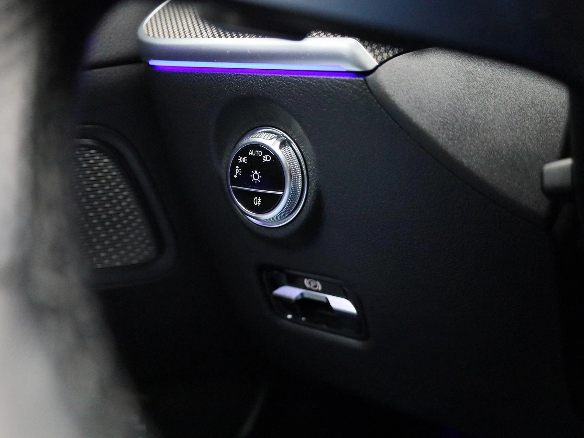 Mercedes-Benz-C-Klasse-image-19