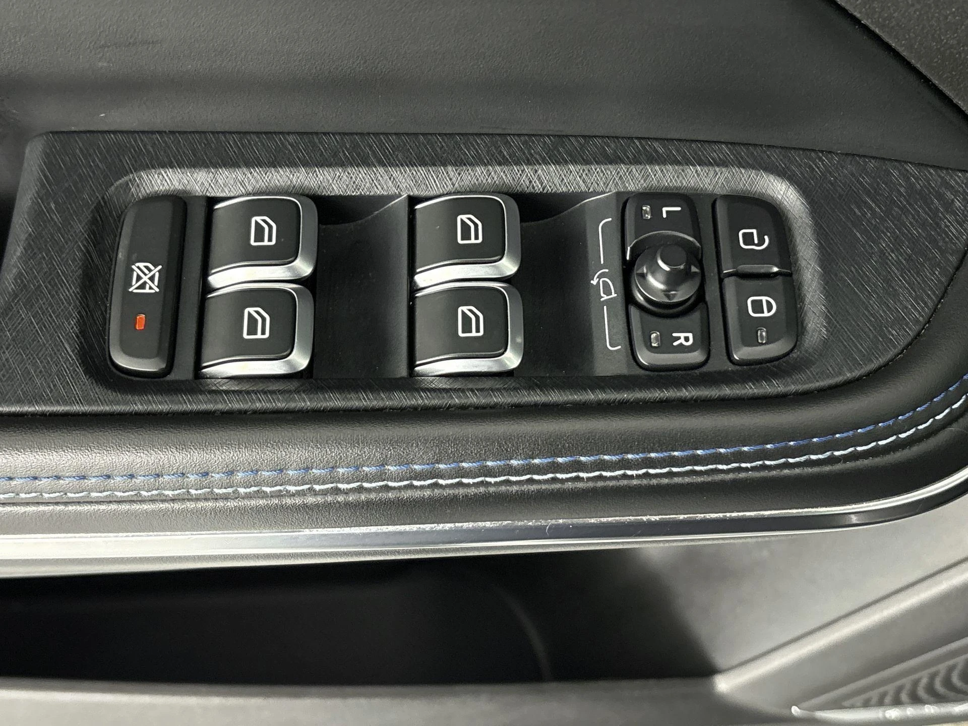 Lynk & Co-01-image-17
