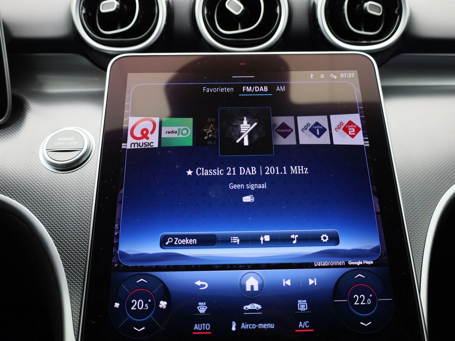 Mercedes-Benz-C-Klasse-image-20