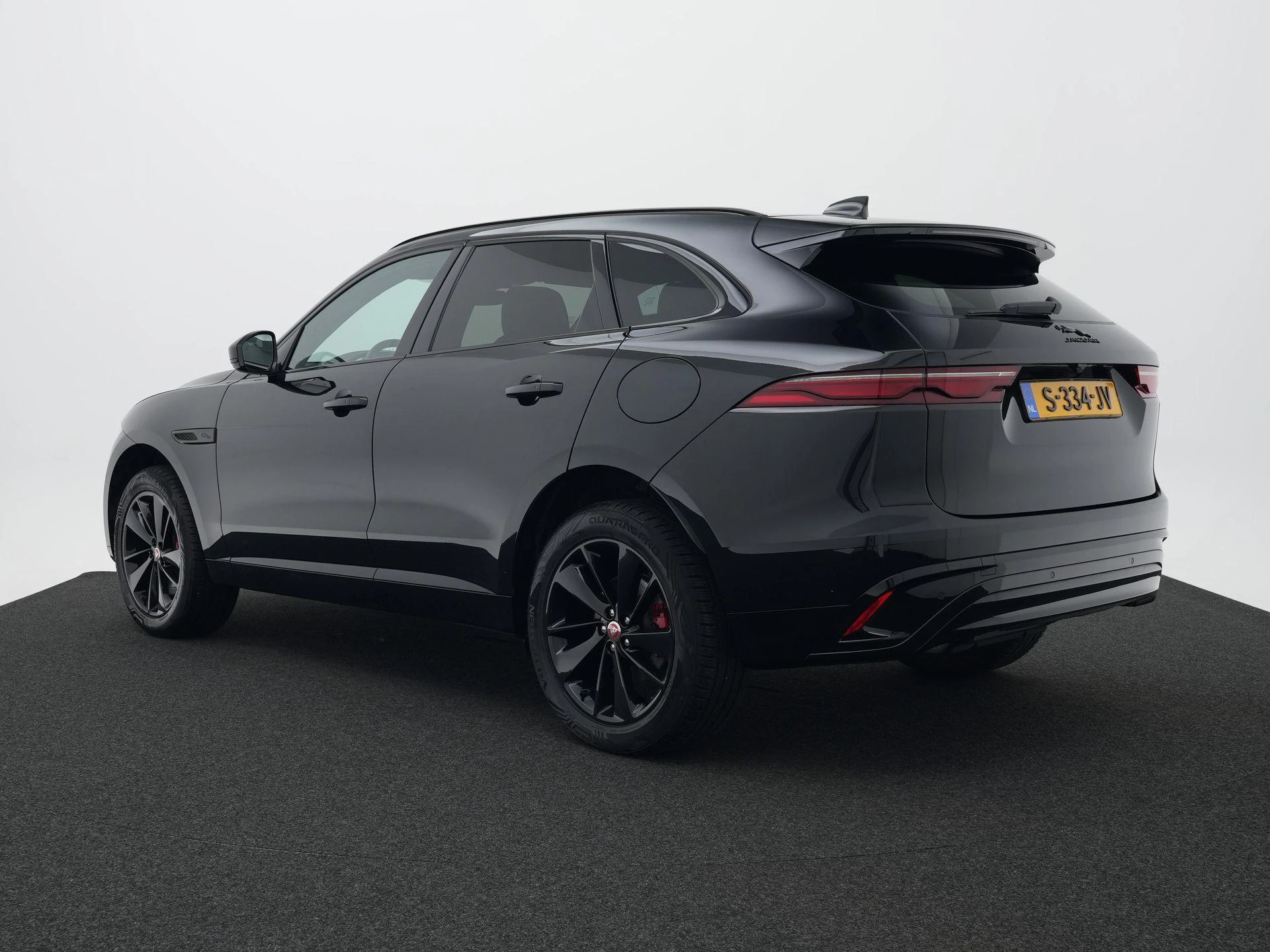Jaguar F-PACE 2.0 P400e PHEV R-Dynamic Black