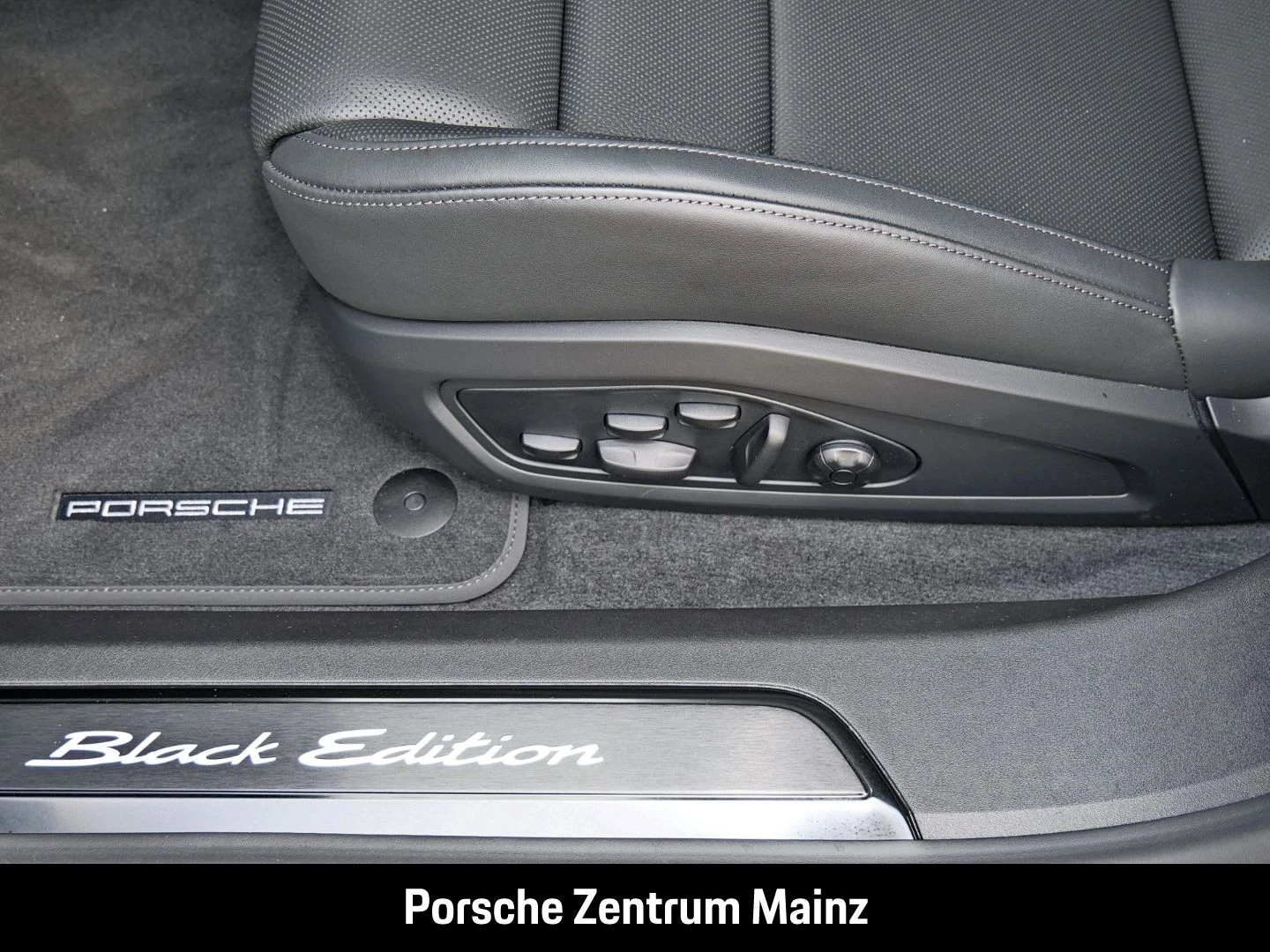 Porsche-Taycan-image-25